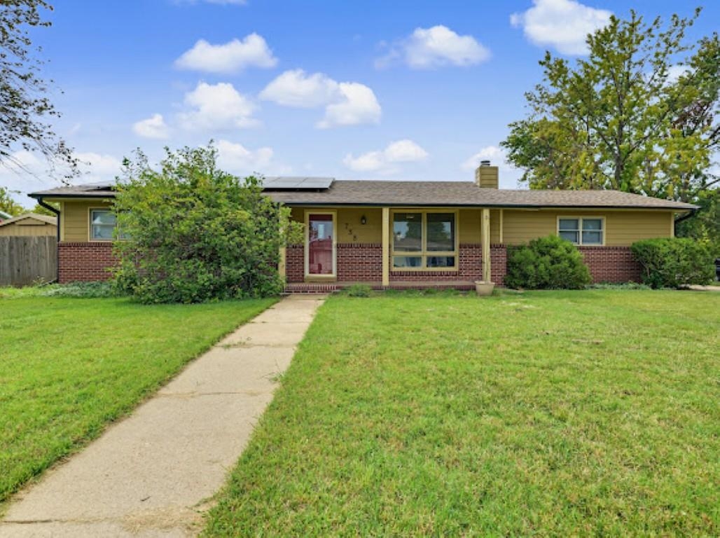 738 Mike Dr. Property Photo 1