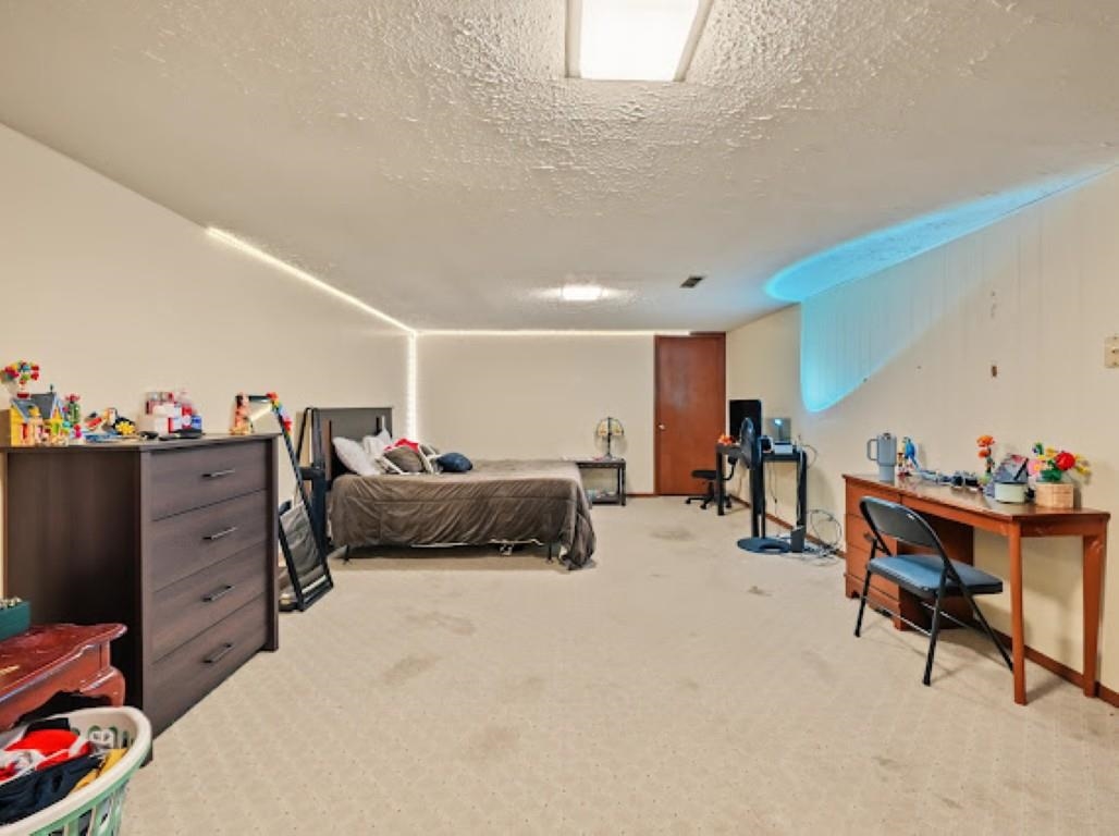 738 Mike Dr. Property Photo 10