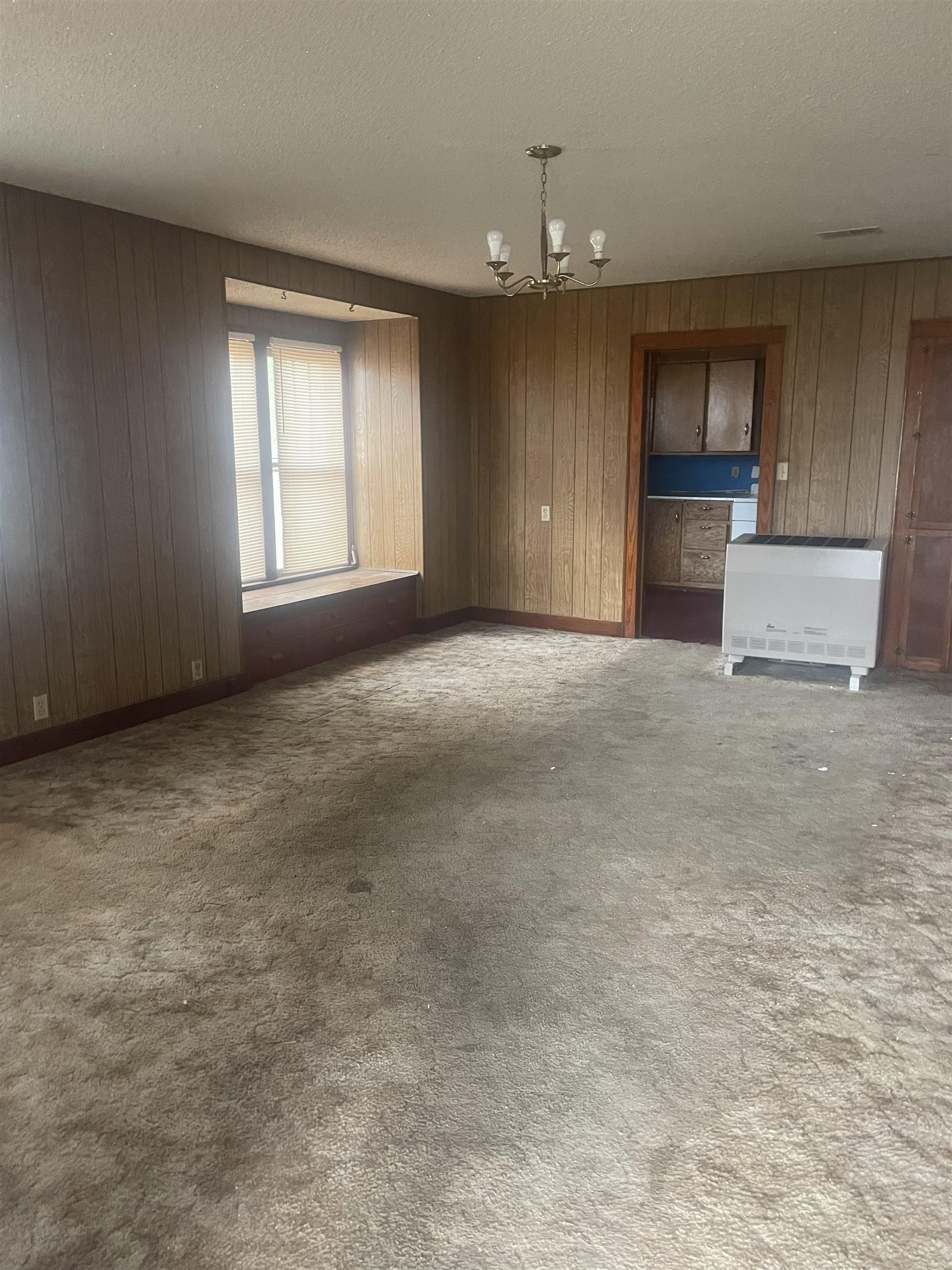 401 N Blaine Property Photo 10