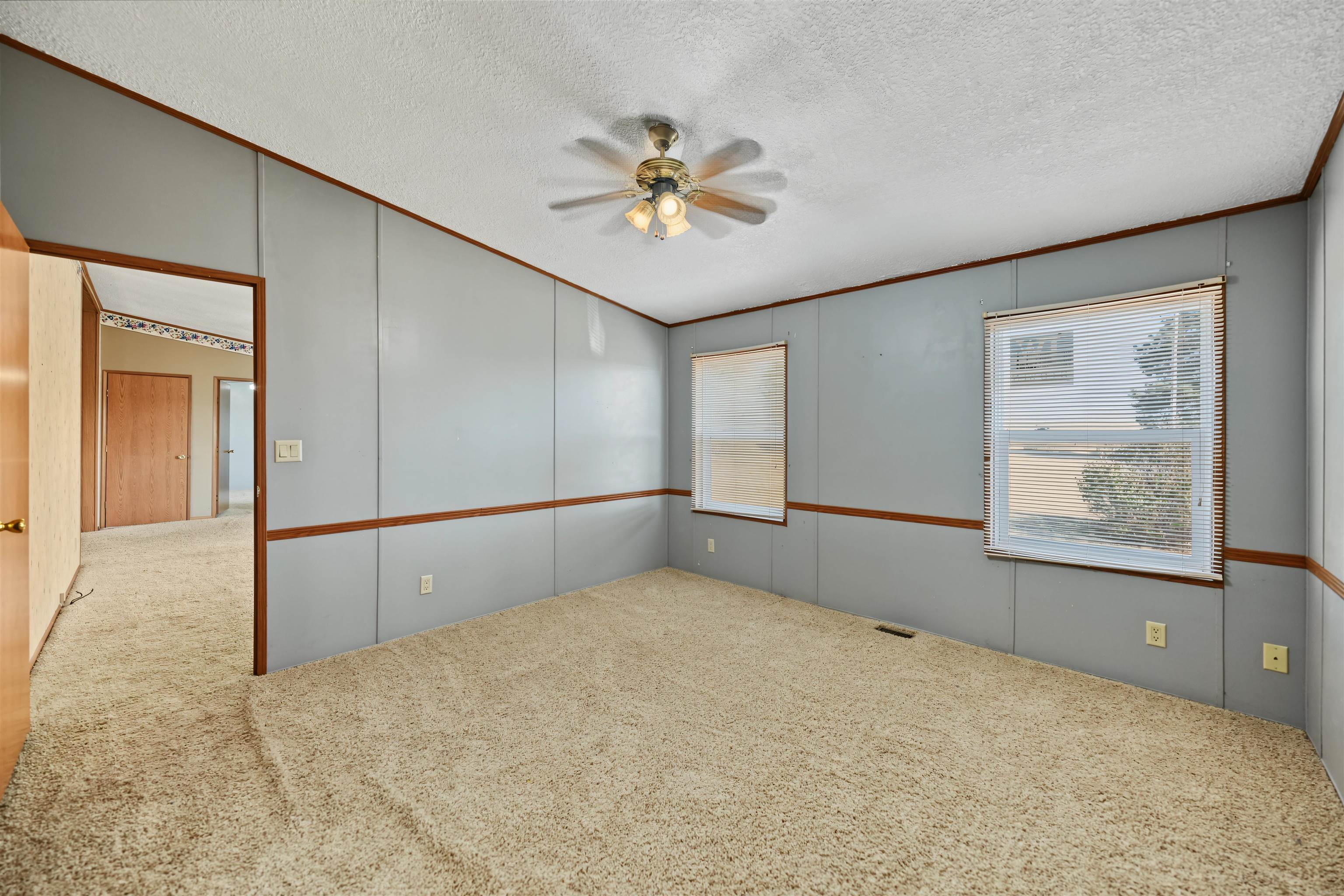 3056 Avenue R Property Photo 11