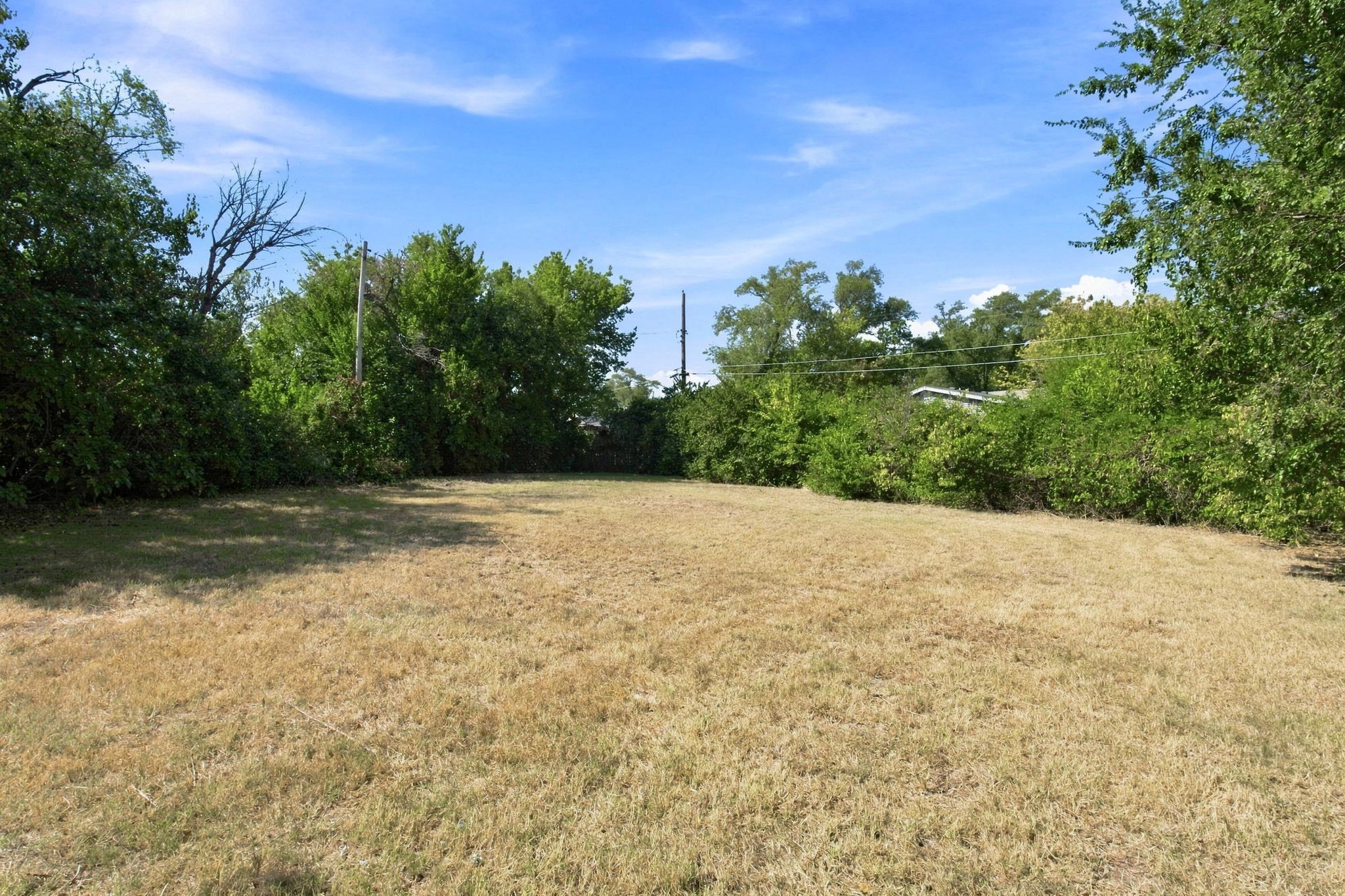 2525 N Lorraine Ave Property Photo 22