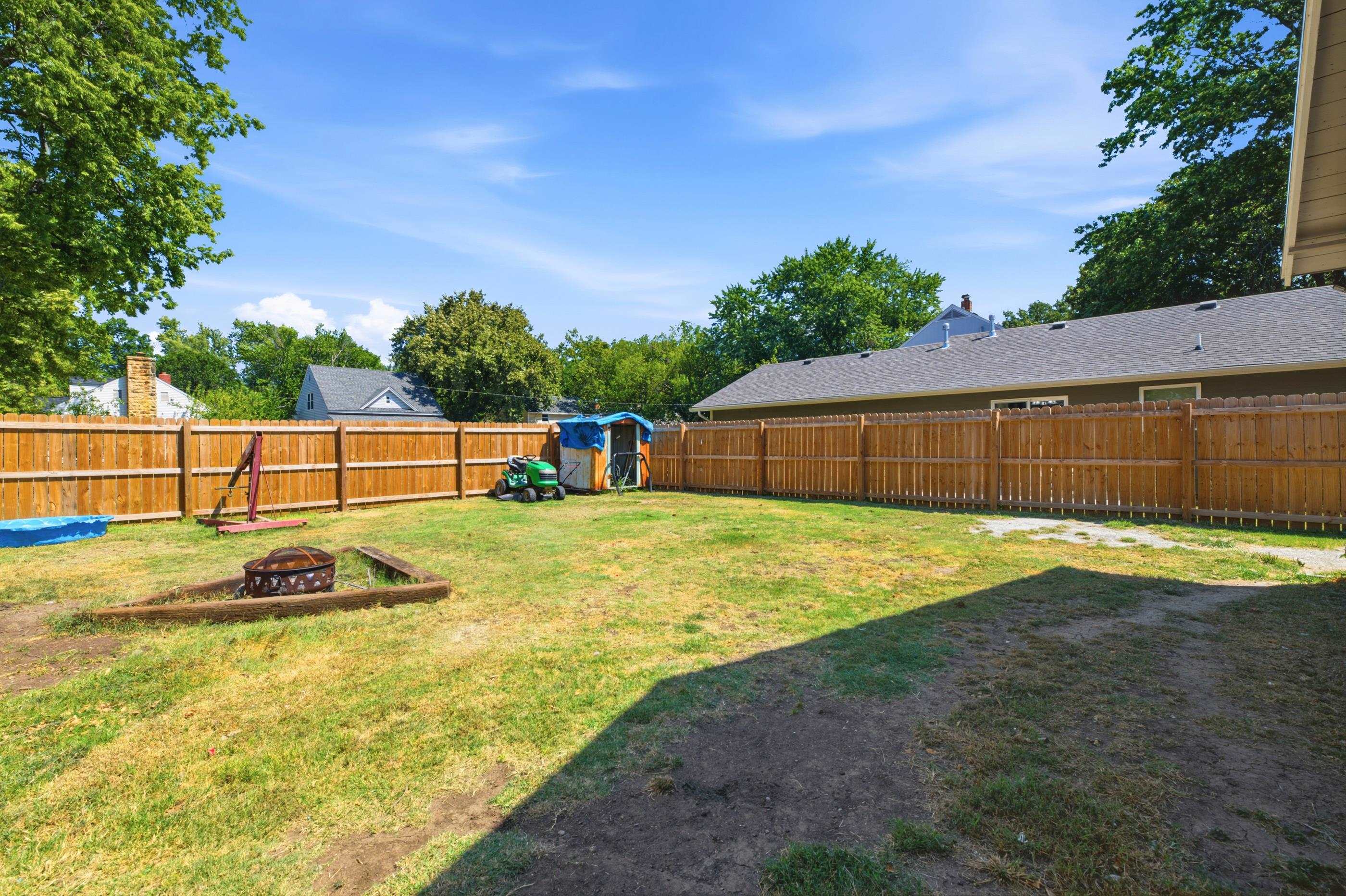 814 N Dearborn Property Photo 12