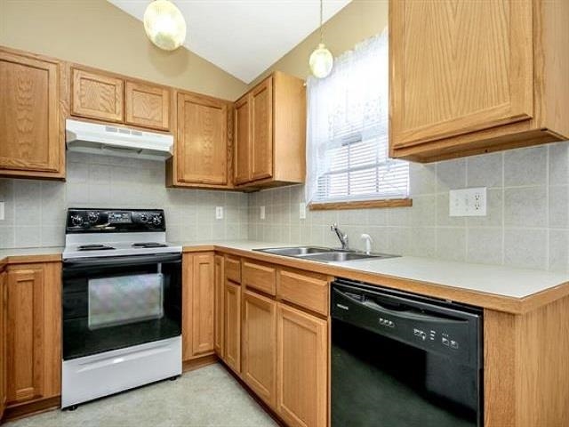 616 Autumn Ridge Ct Property Photo 10