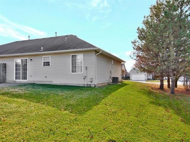 616 Autumn Ridge Ct Property Photo 22