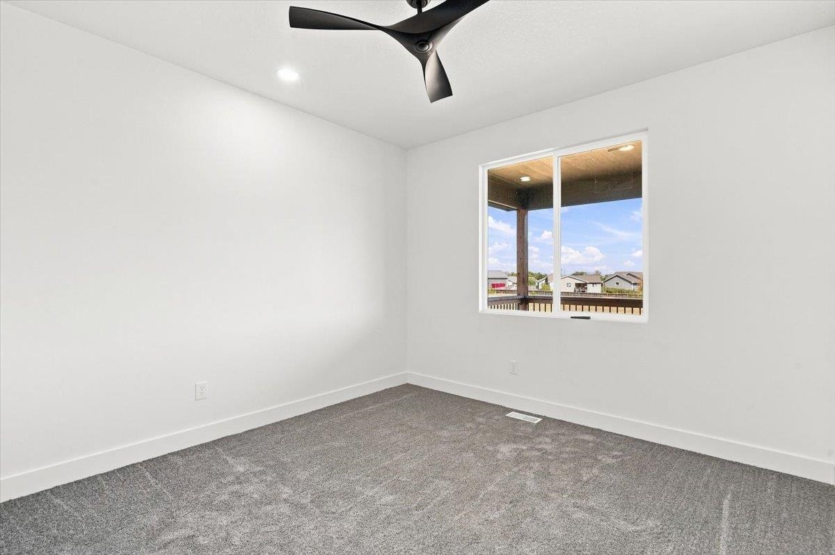 2904 E Sunnyslope St Property Photo 18