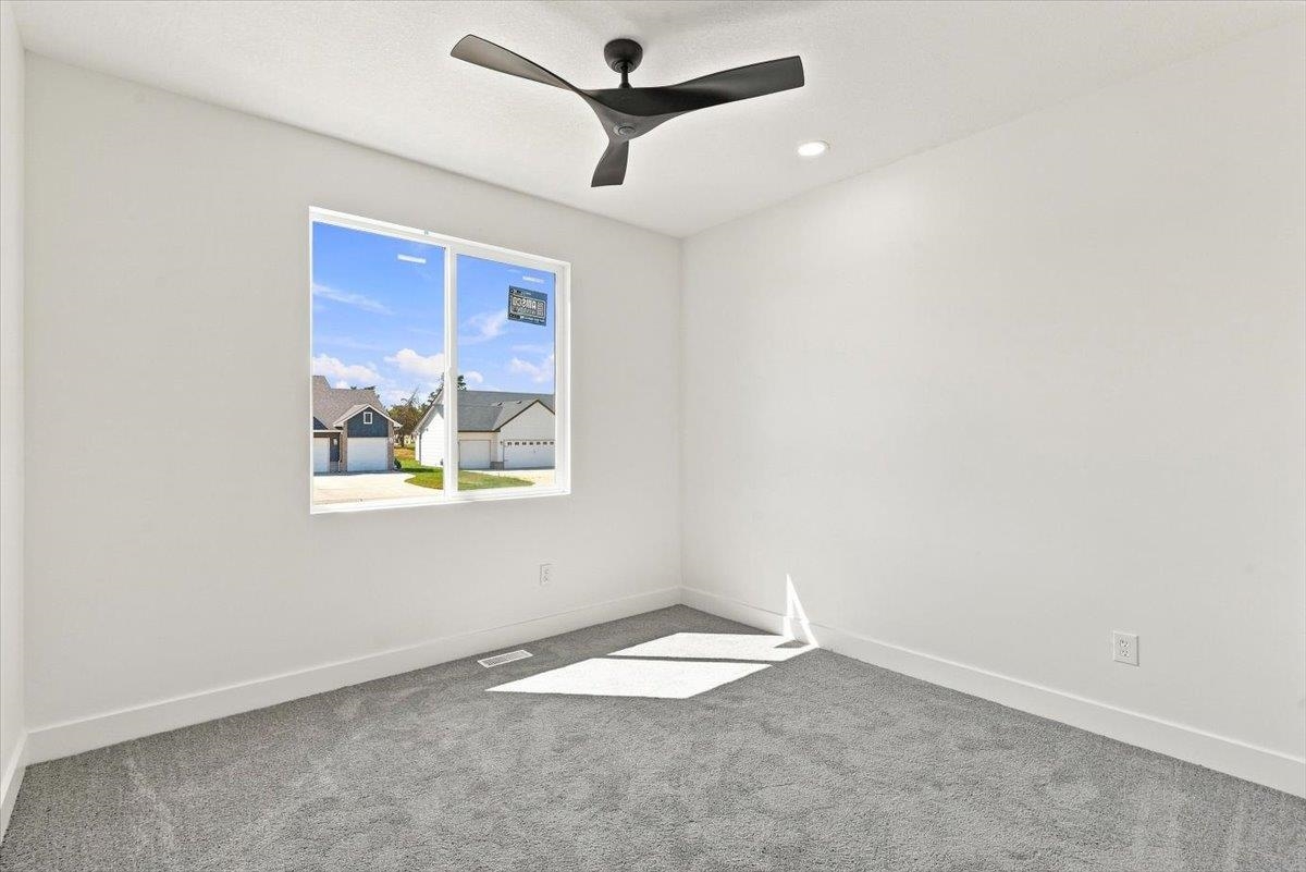 2904 E Sunnyslope St Property Photo 20