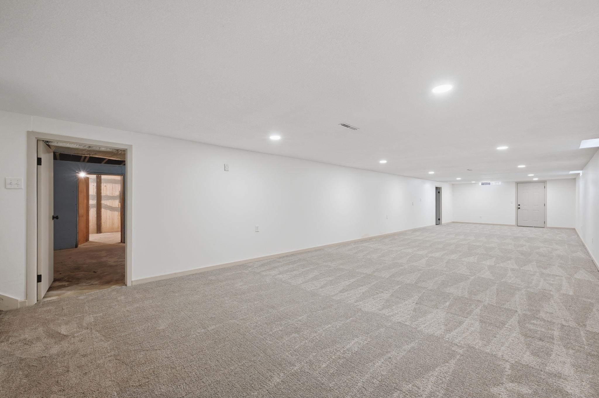 1611 N Rock Property Photo 30
