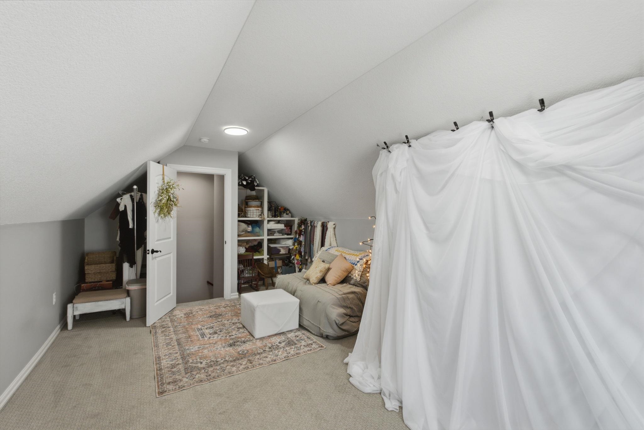 1013 S Shira Property Photo 20