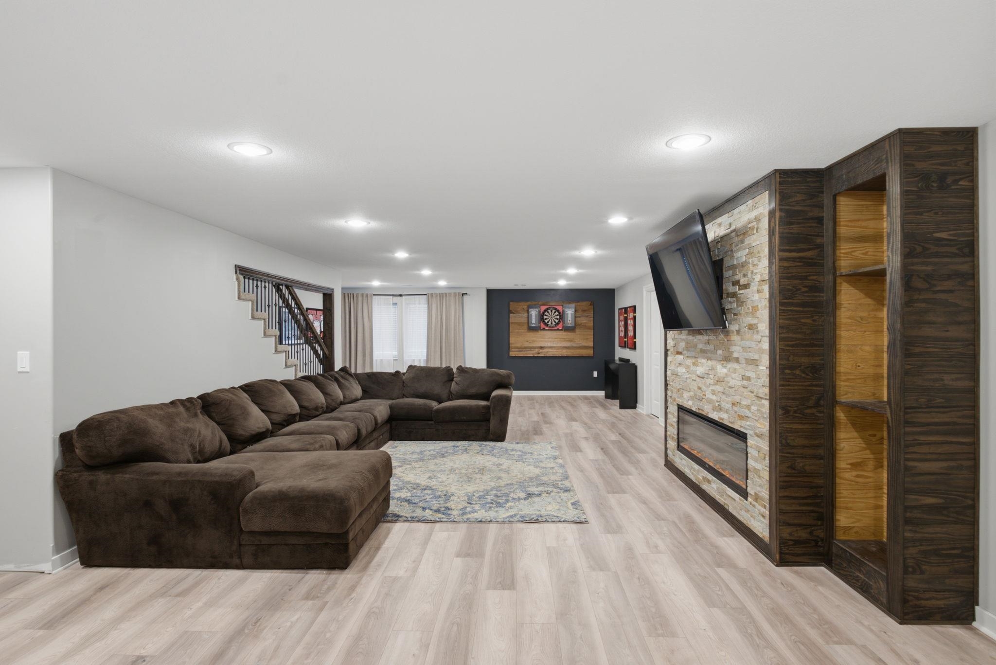 1013 S Shira Property Photo 23