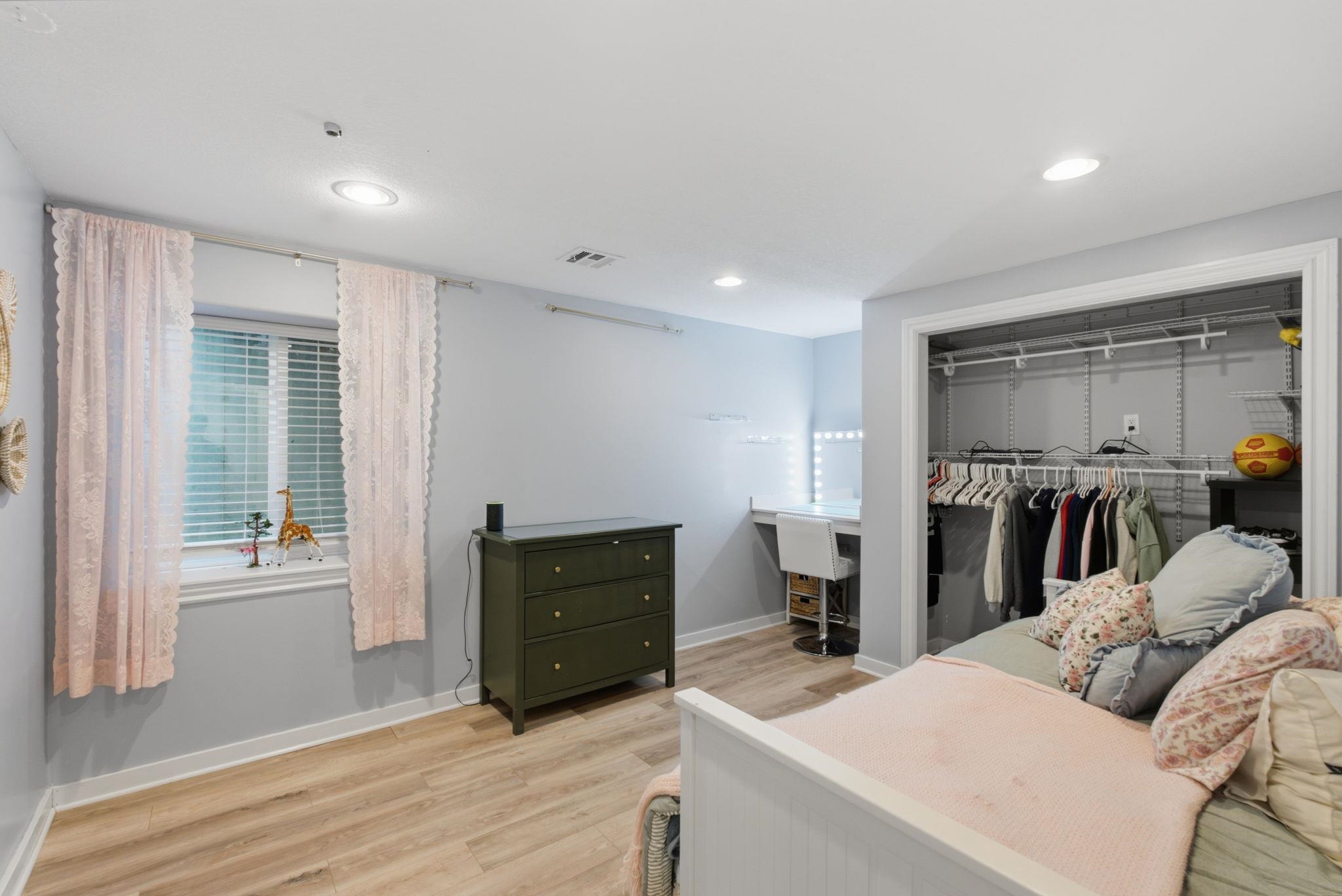 1013 S Shira Property Photo 25