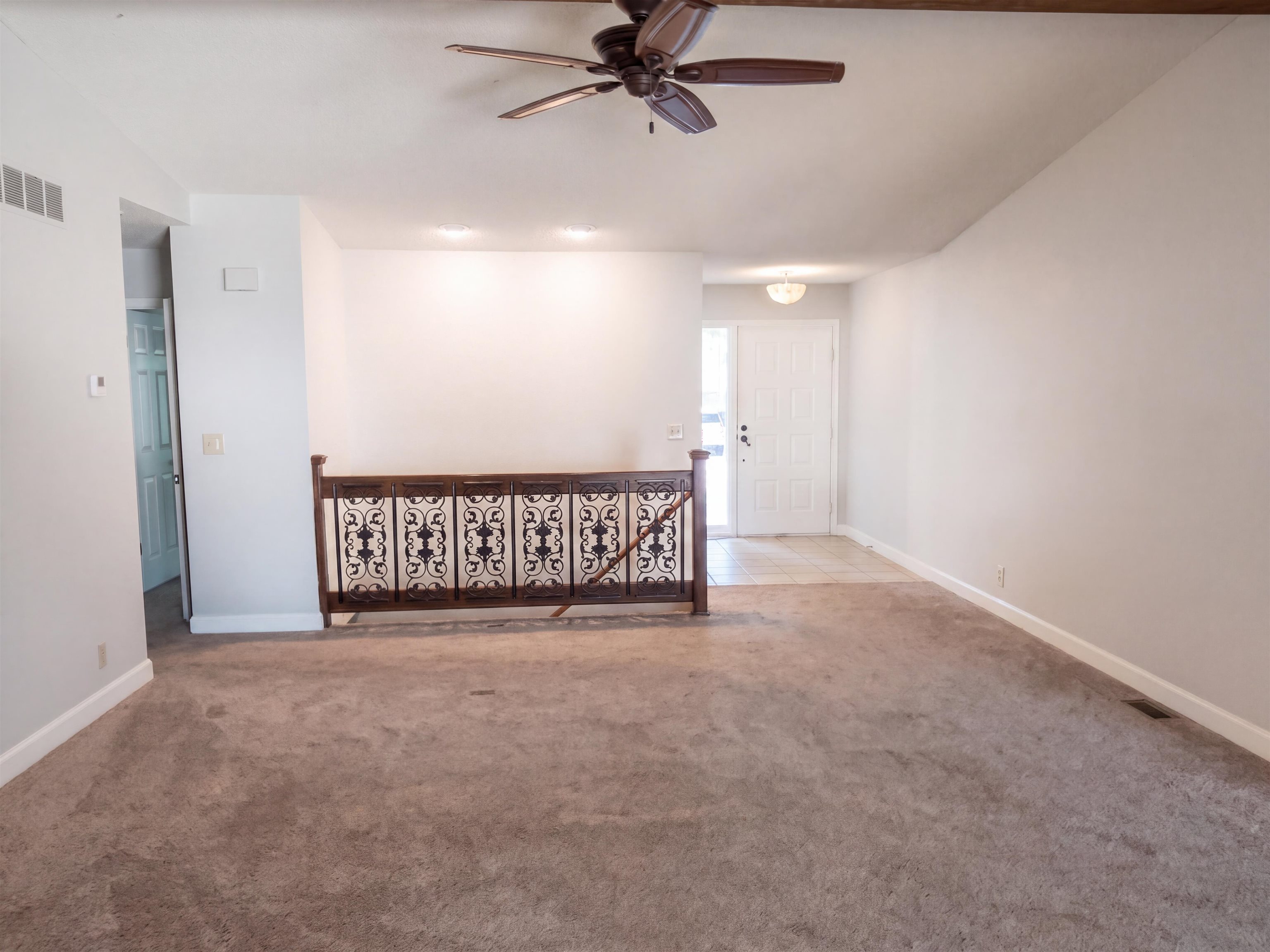 2206 N Basswood Ct Property Photo 8