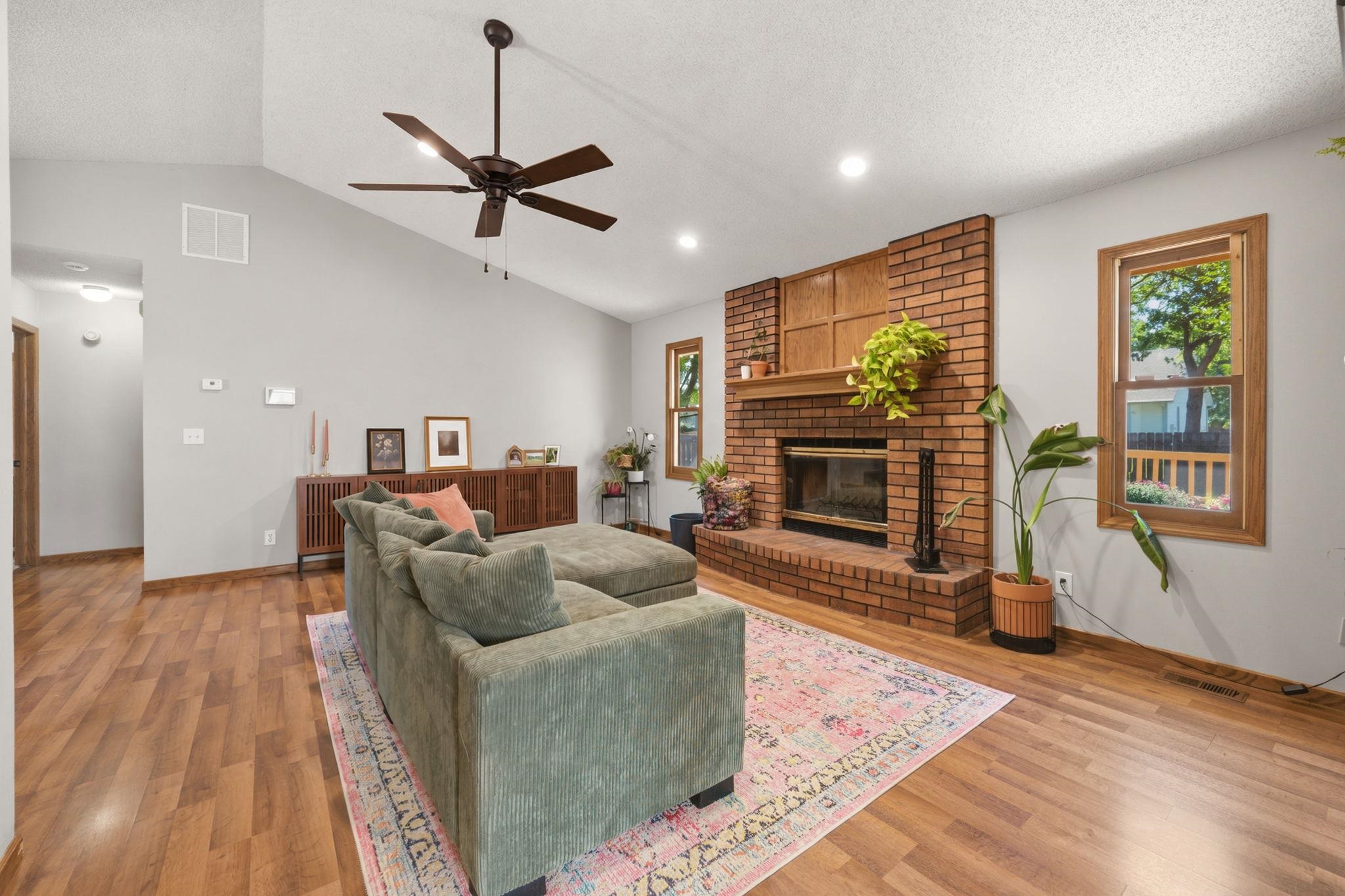 11727 W Rolling Hills Street Property Photo 8
