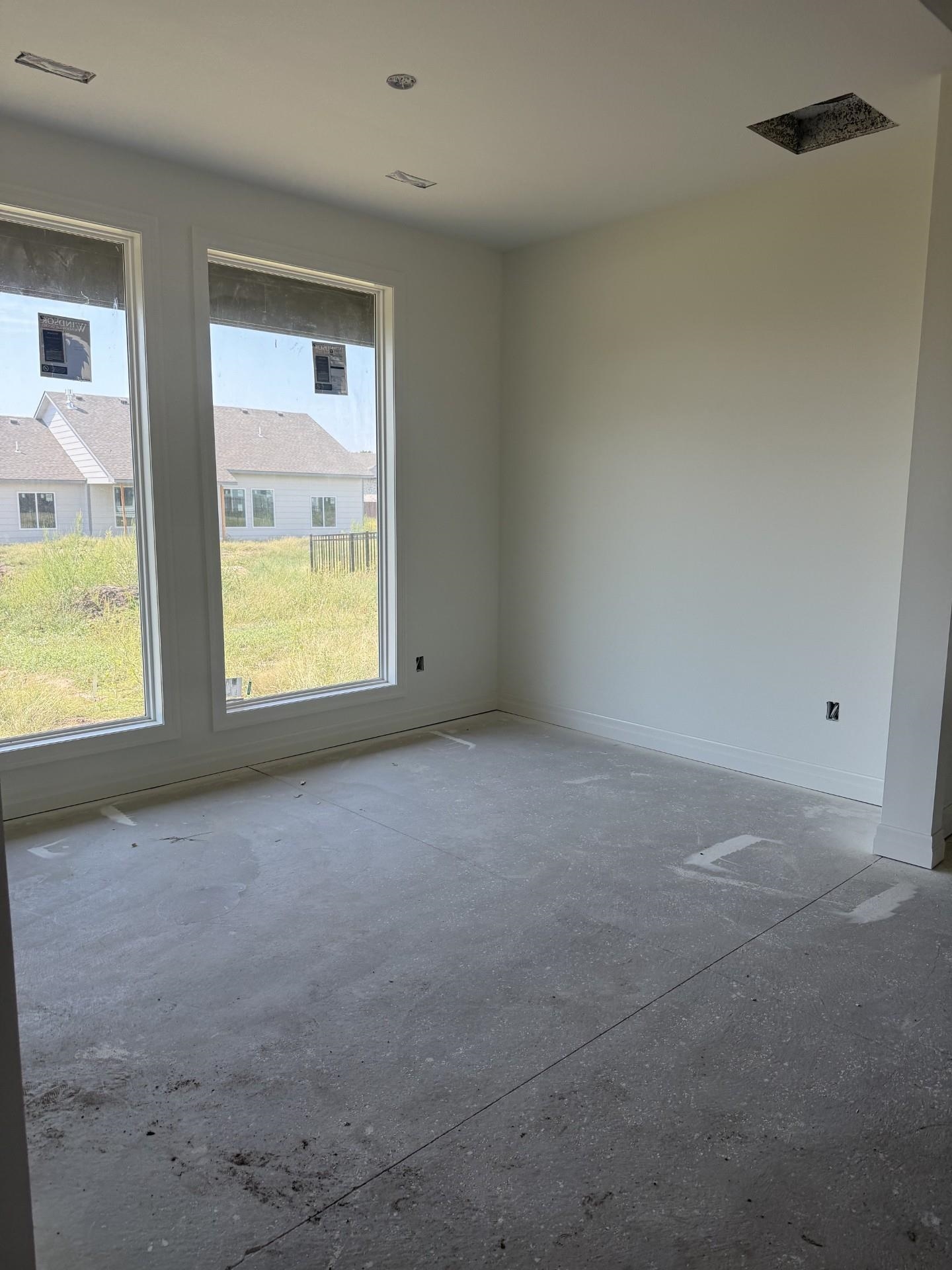 12075 E Shadowridge St Property Photo 3