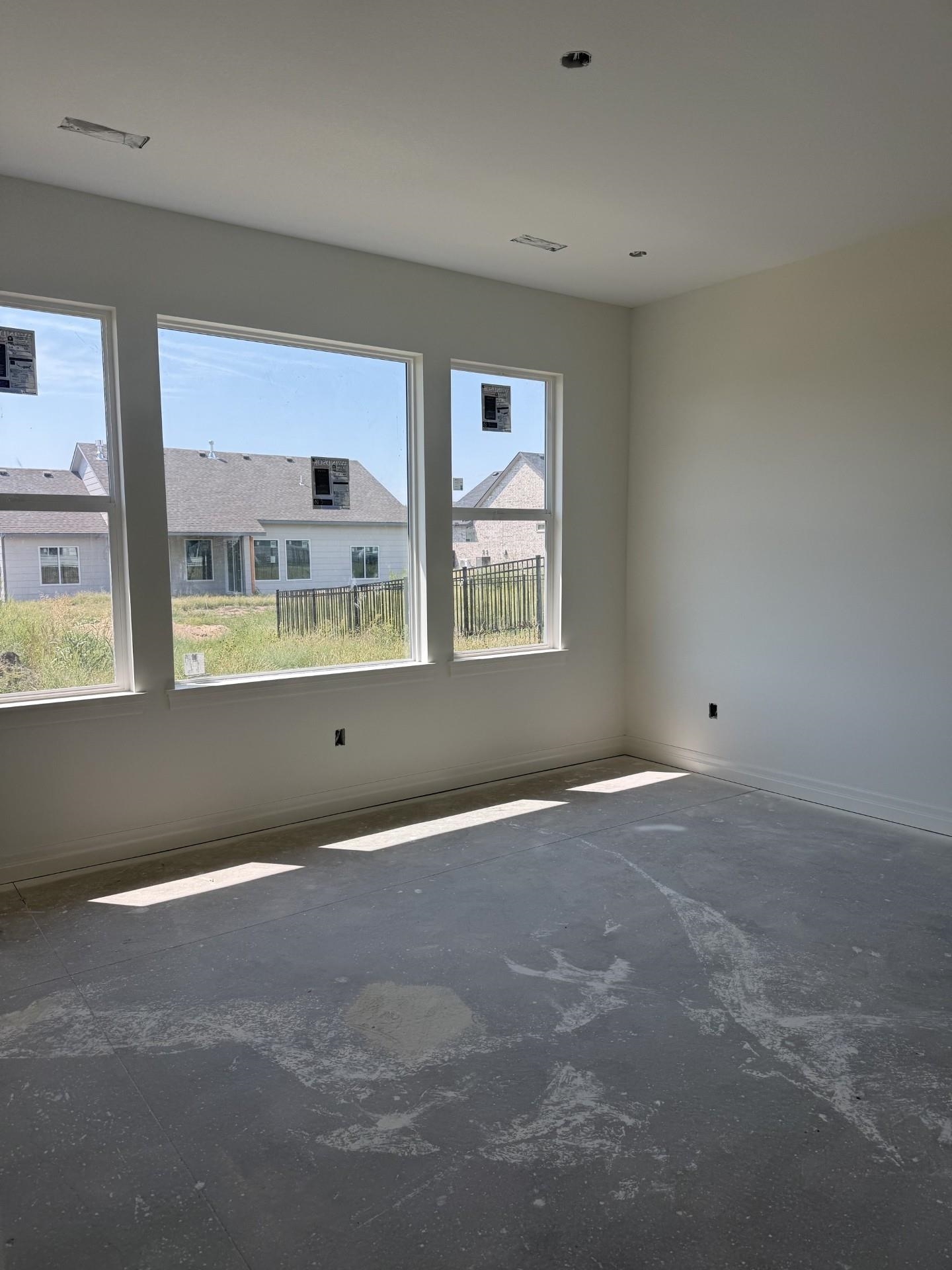 12075 E Shadowridge St Property Photo 9