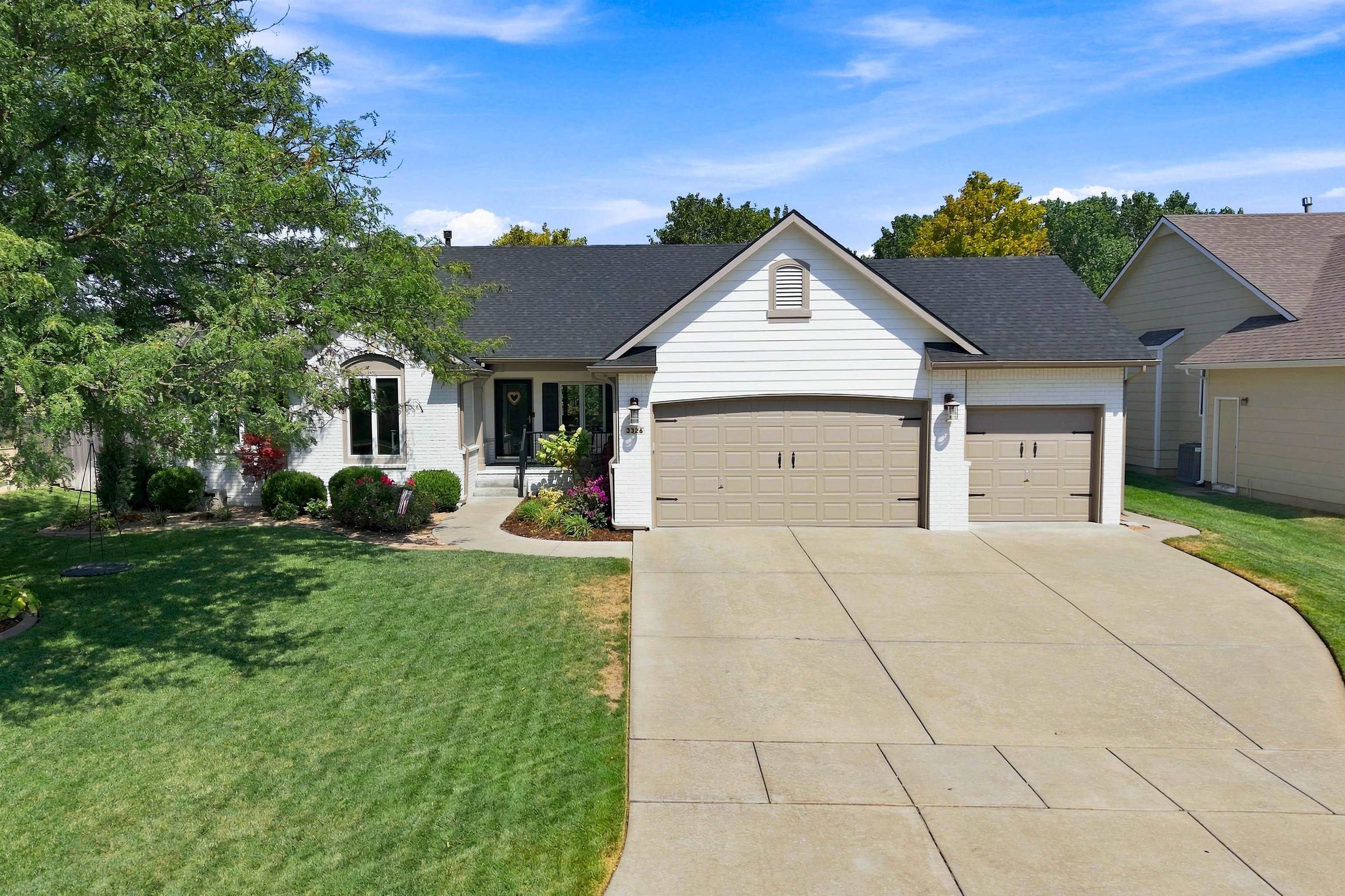 3326 N Wild Rose Ct Property Photo 1