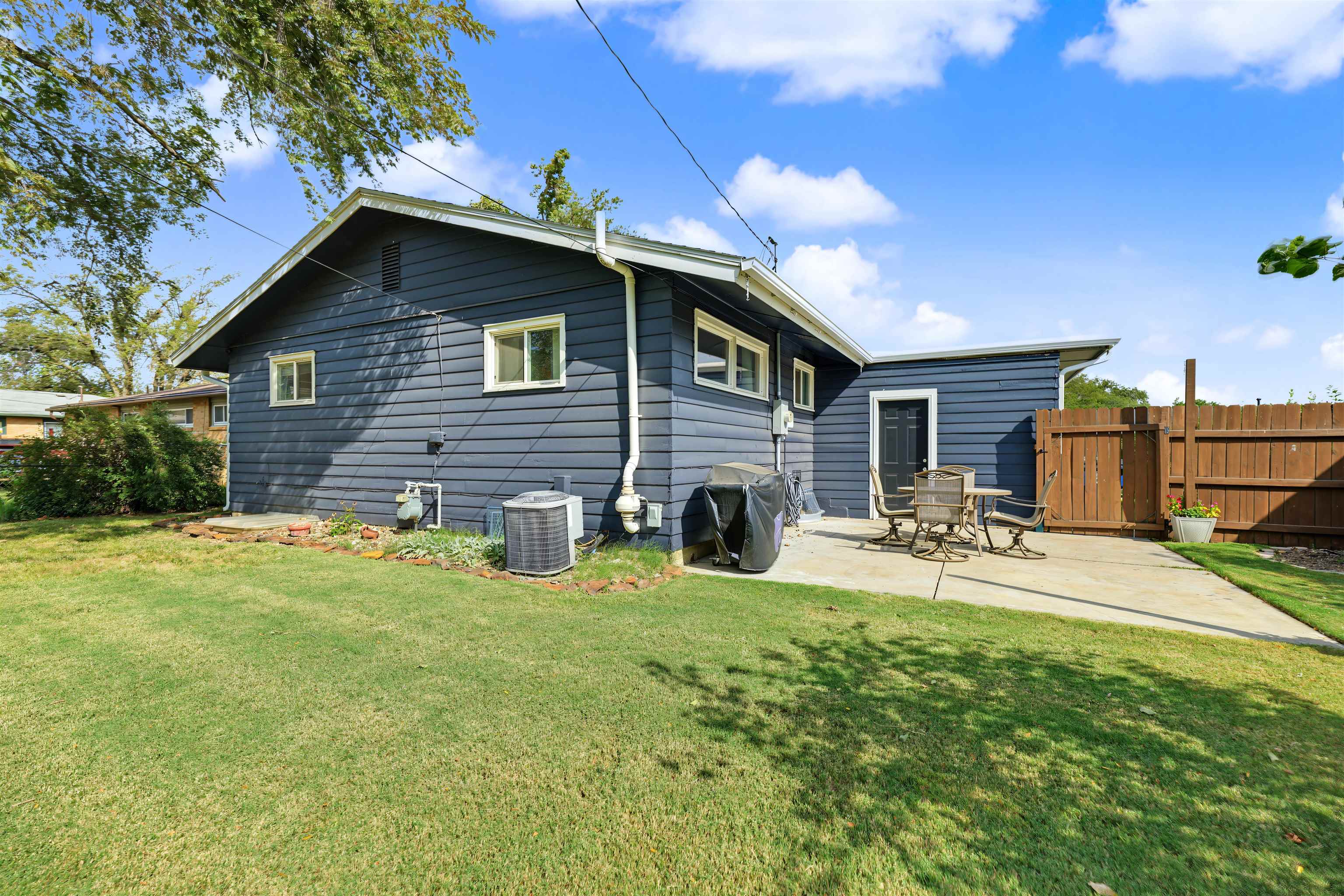 712 Ralph Property Photo 23