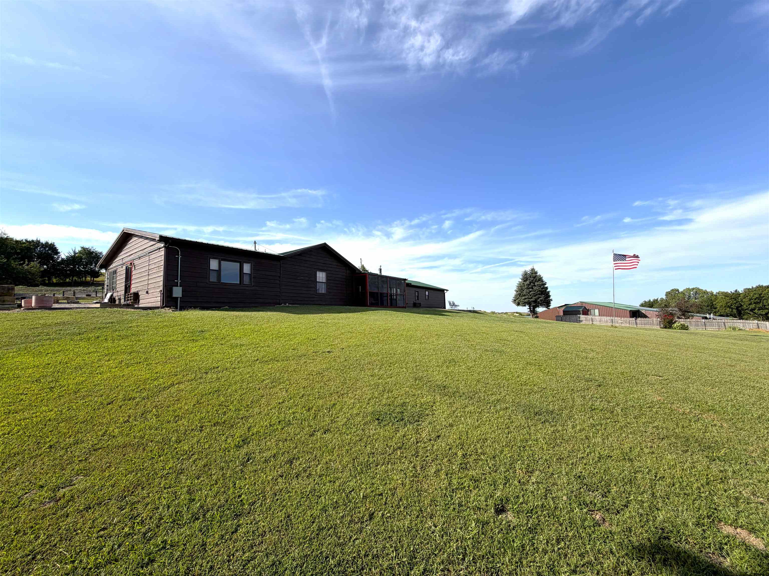 13325 Brush Creek Rd Property Photo 2