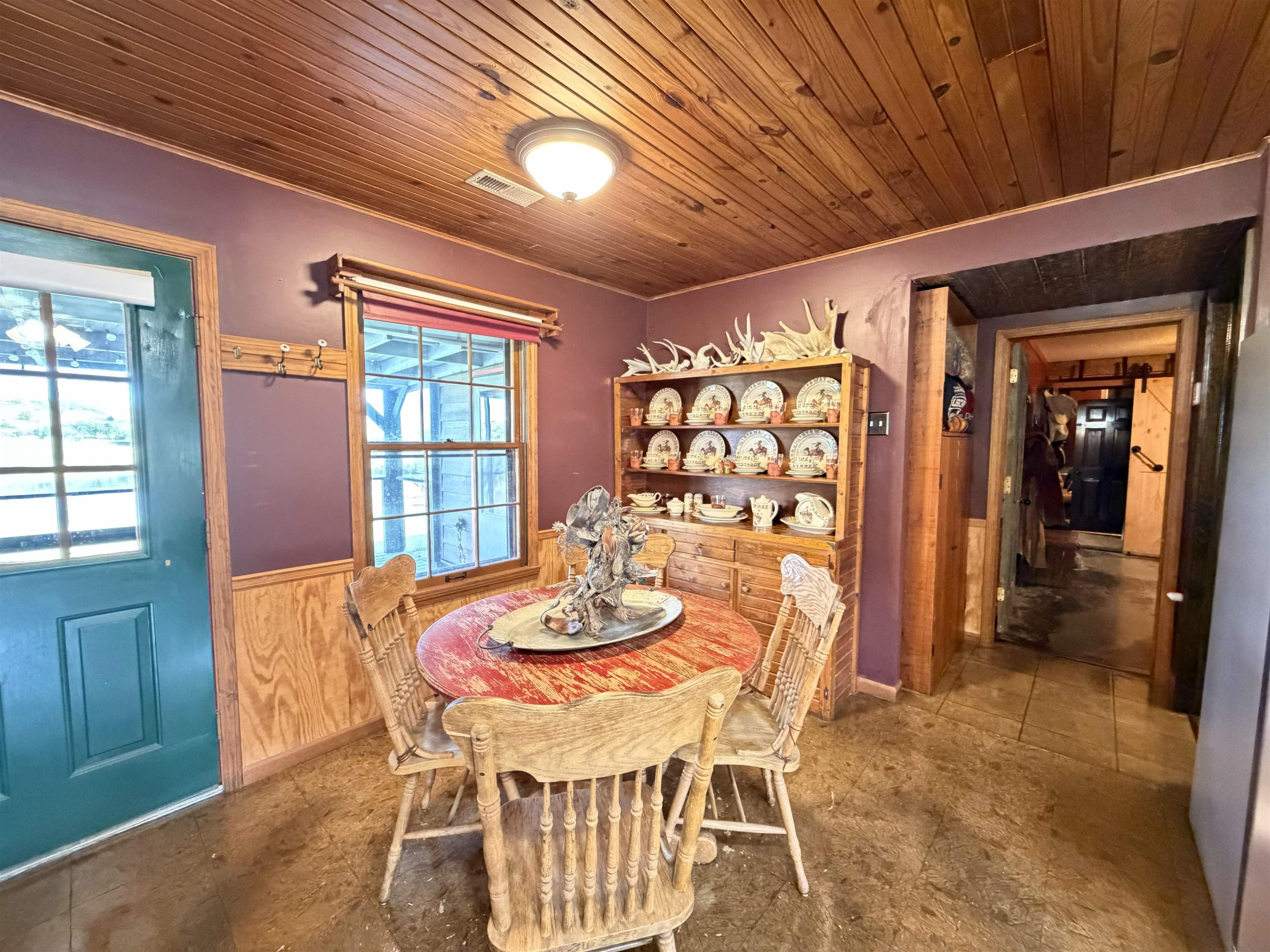 13325 Brush Creek Rd Property Photo 10