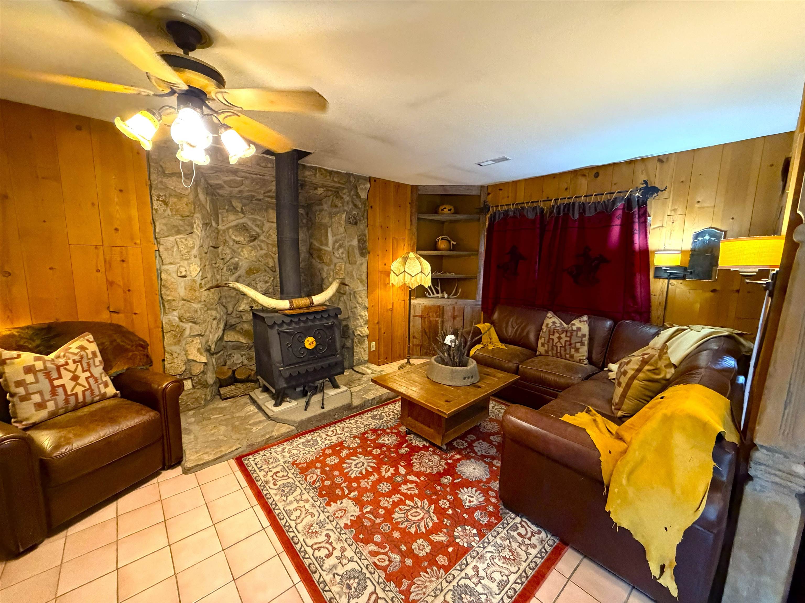 13325 Brush Creek Rd Property Photo 11