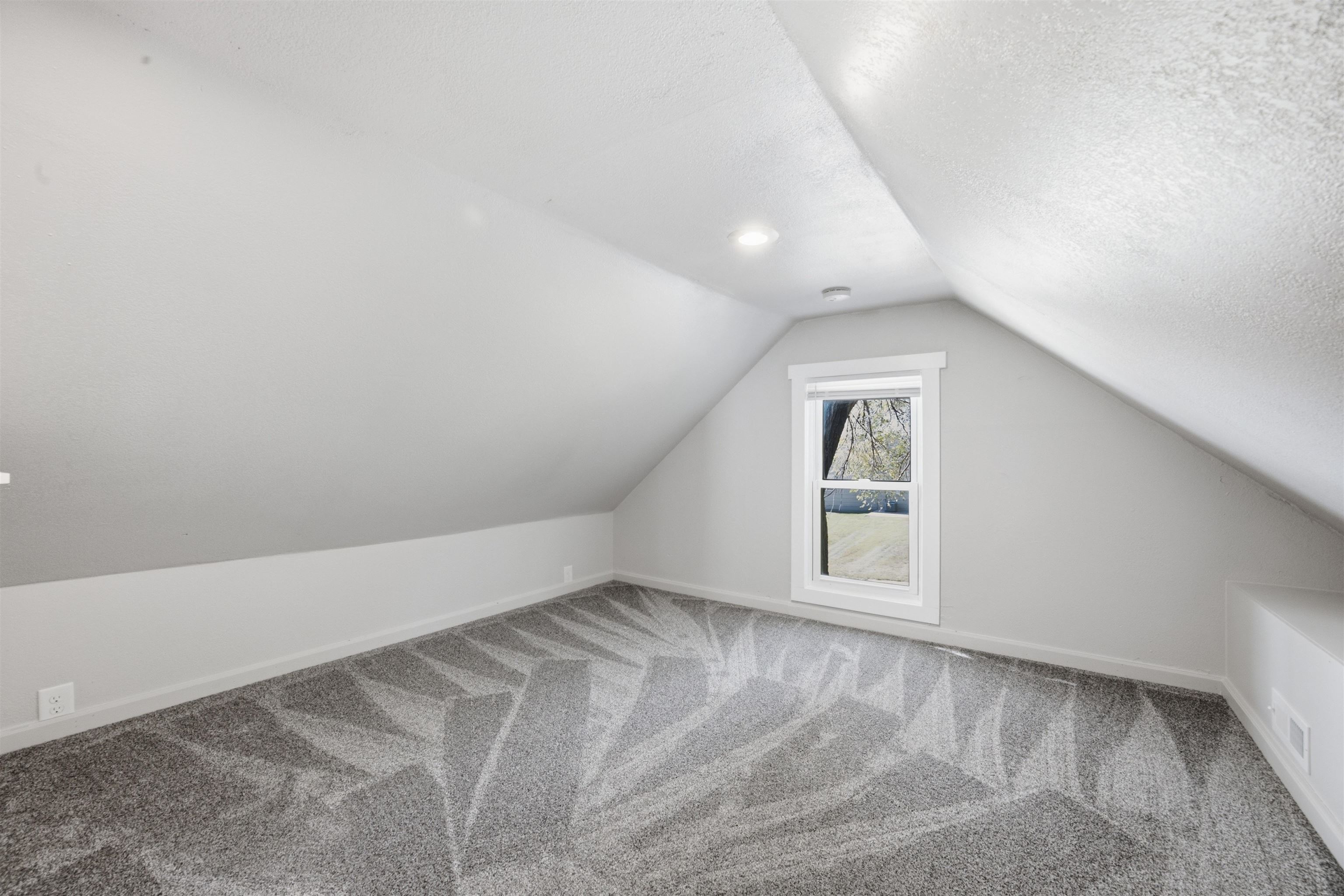 332 Gregg Property Photo 17