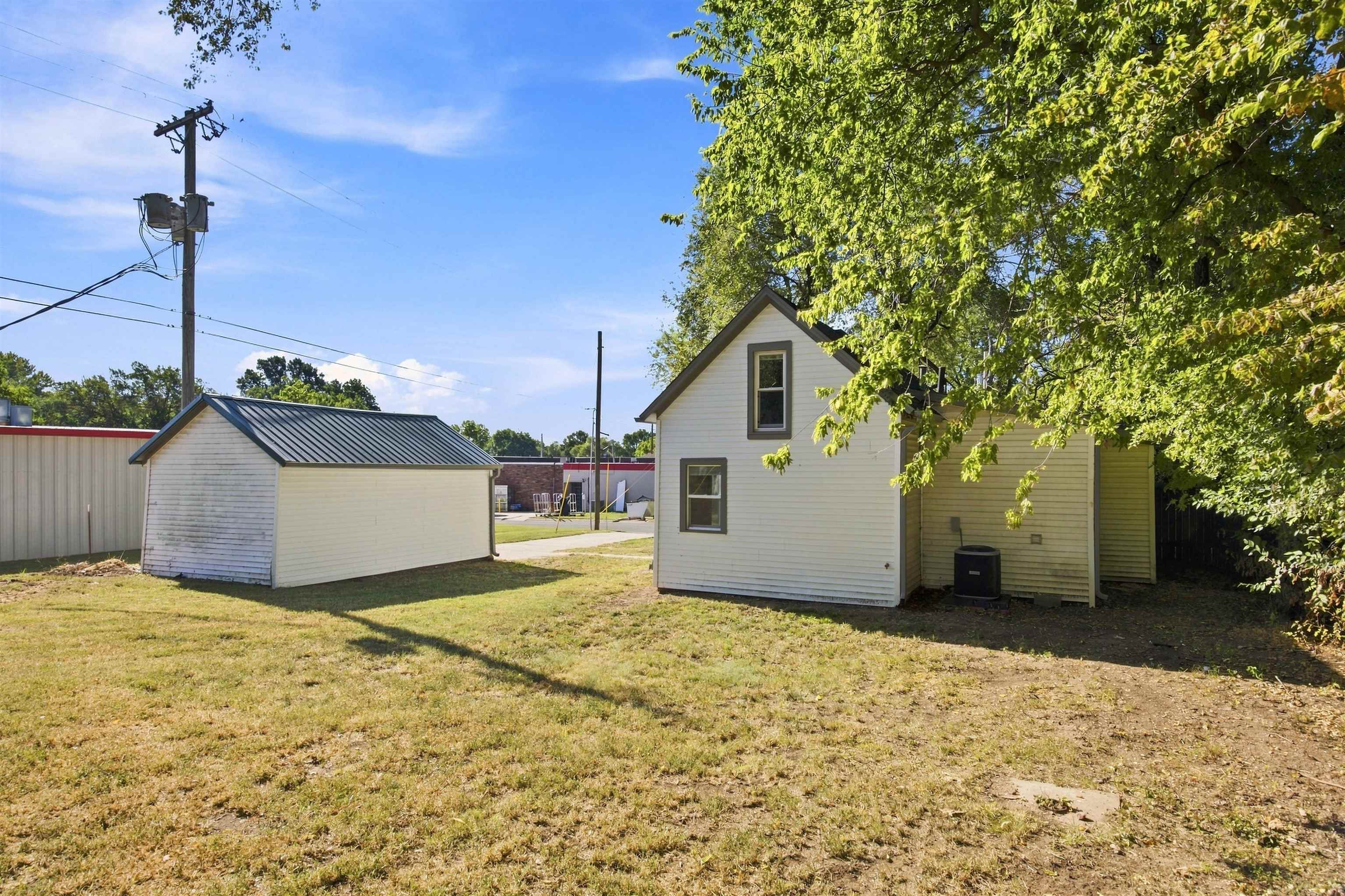 332 Gregg Property Photo 21