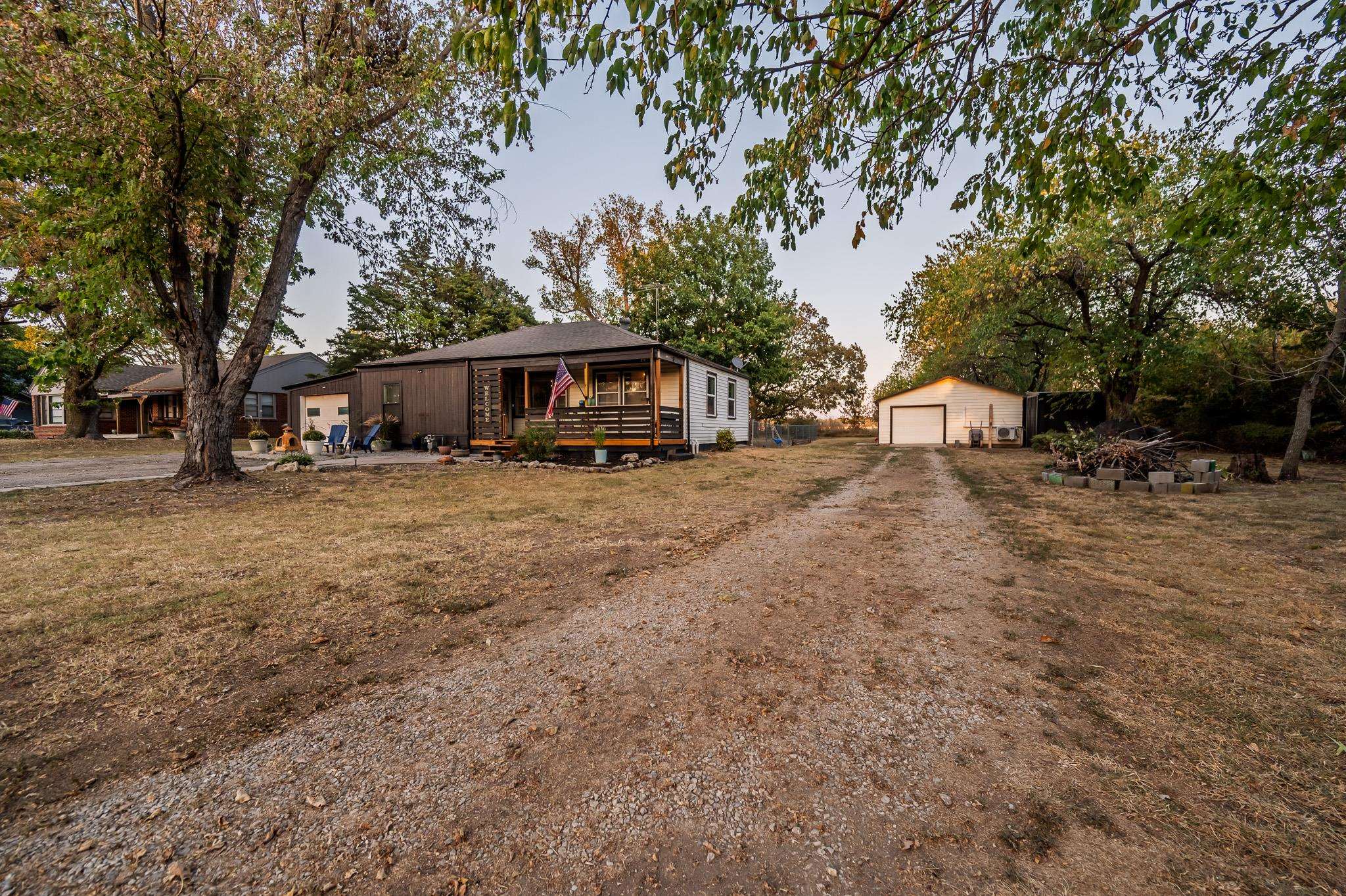14494 Sw Phyllis Rd Property Photo 5