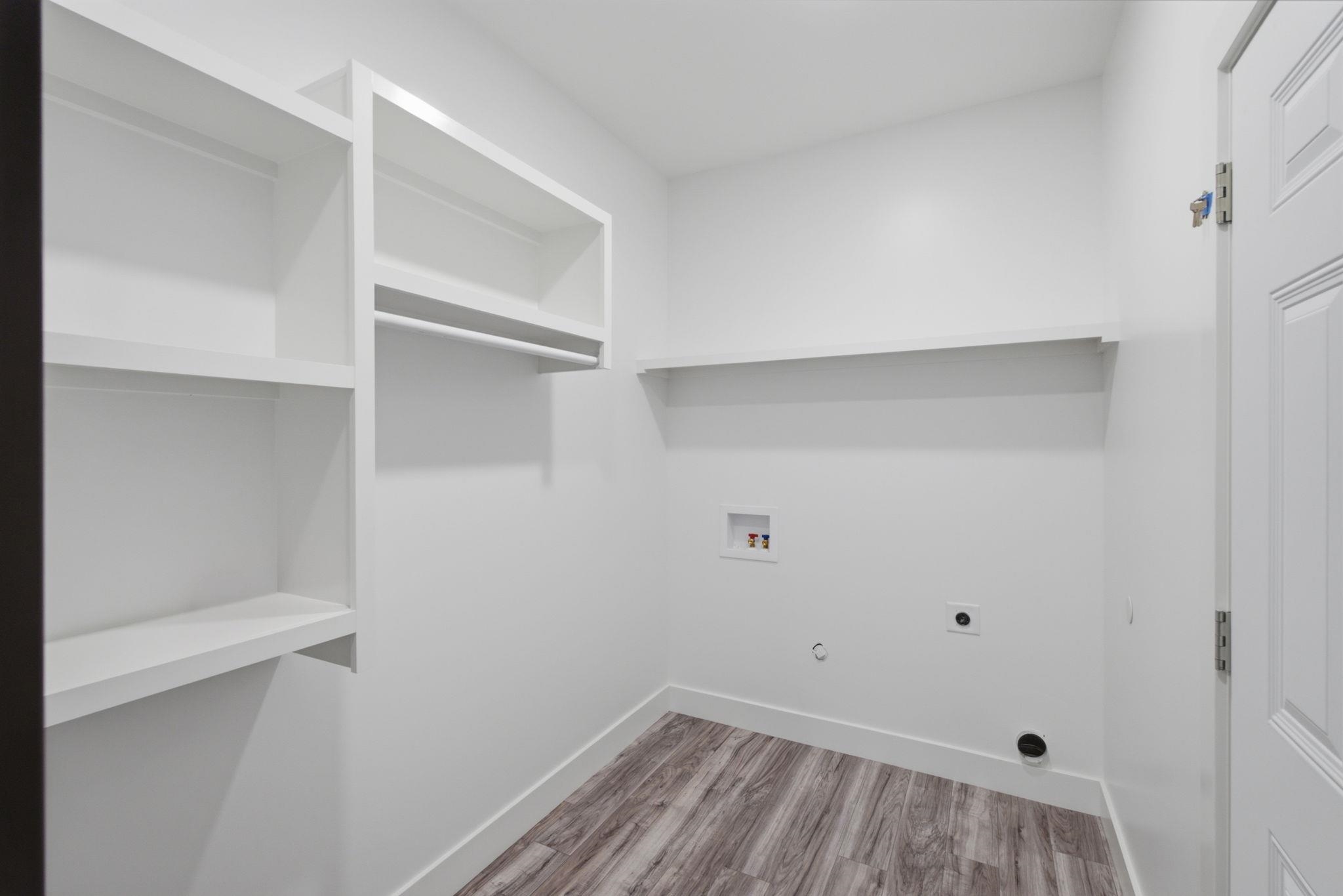 5021 S Osage Cir Property Photo 13