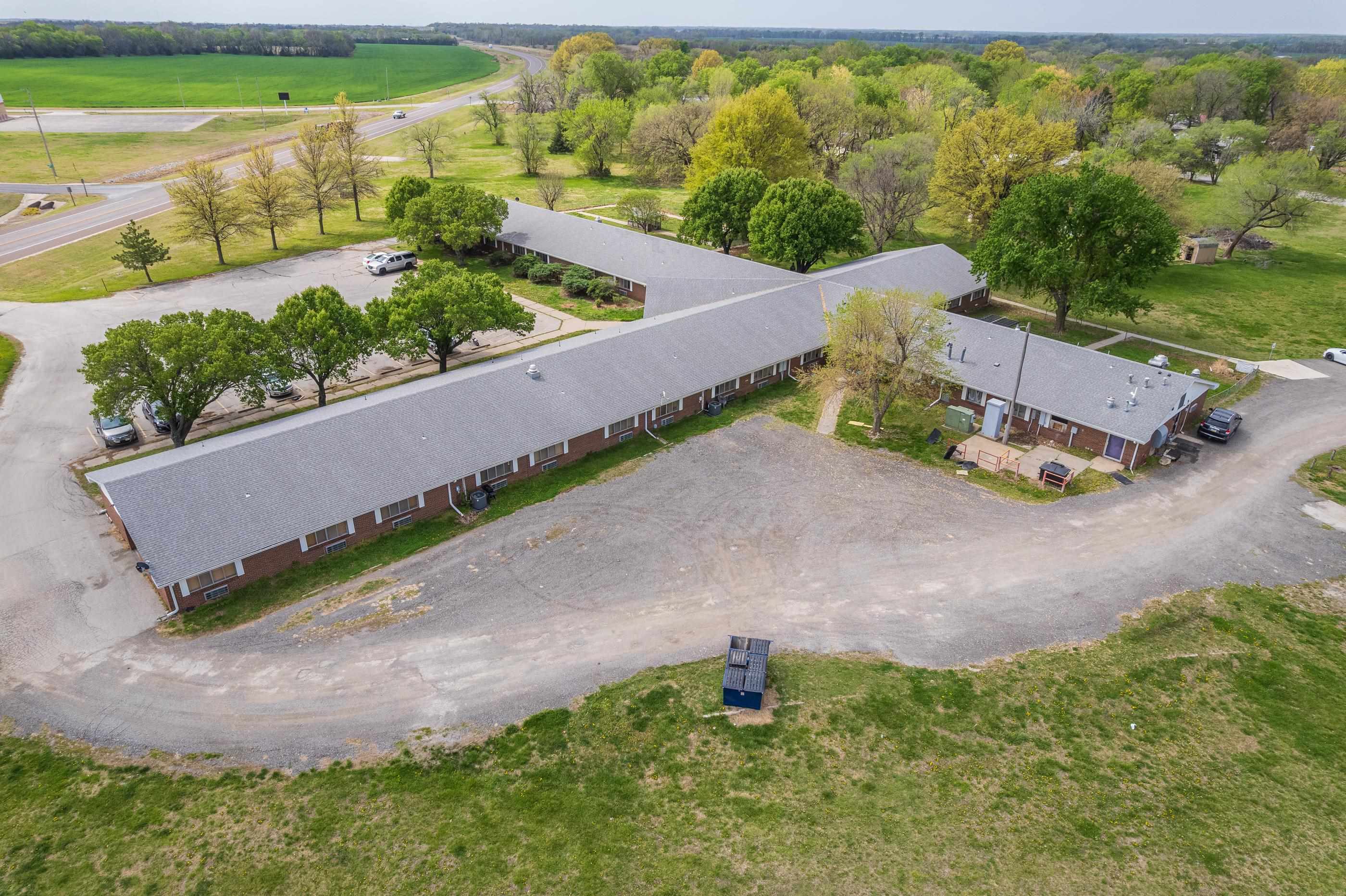 619 Us Highway 77 Property Photo 1