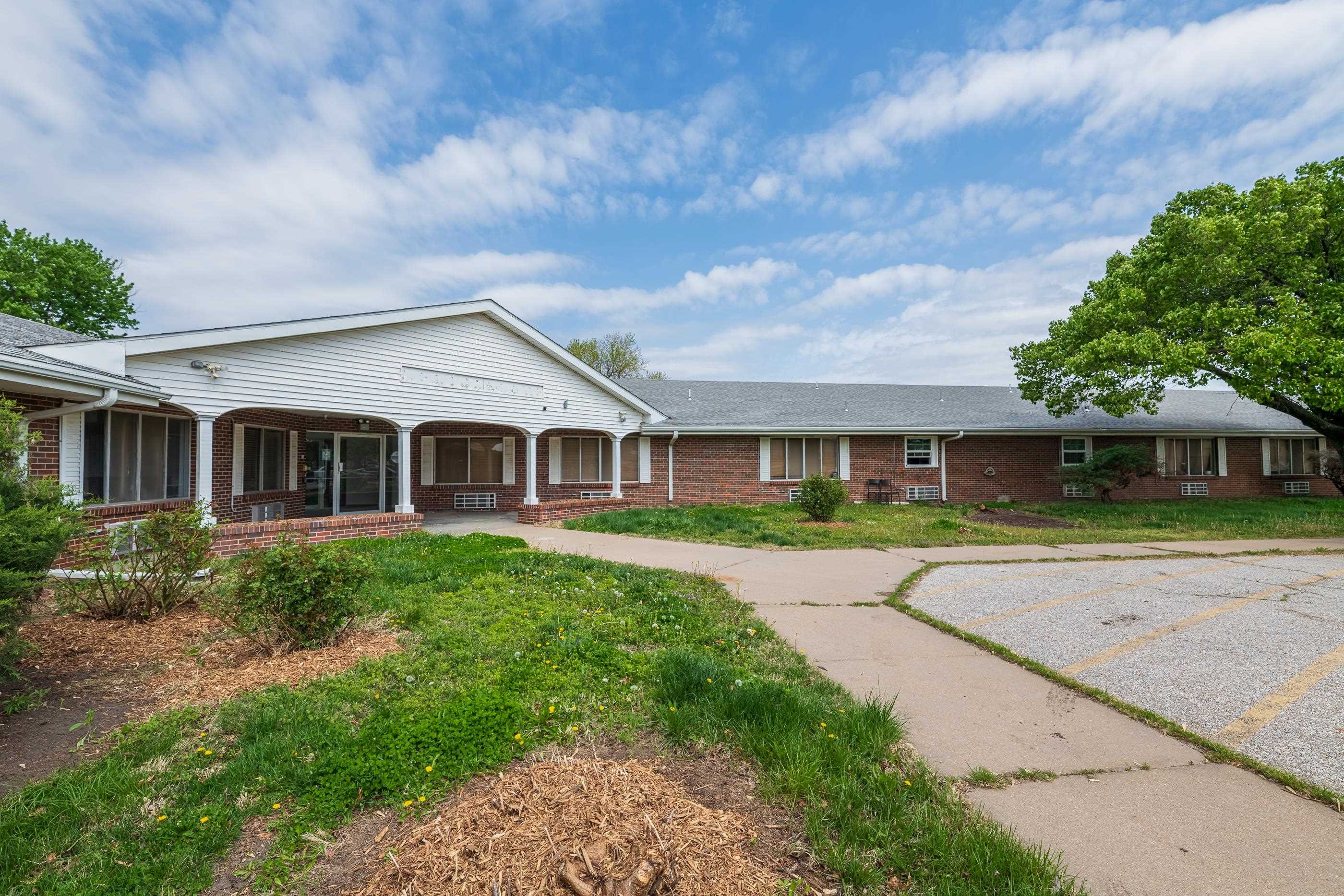 619 Us Highway 77 Property Photo 17