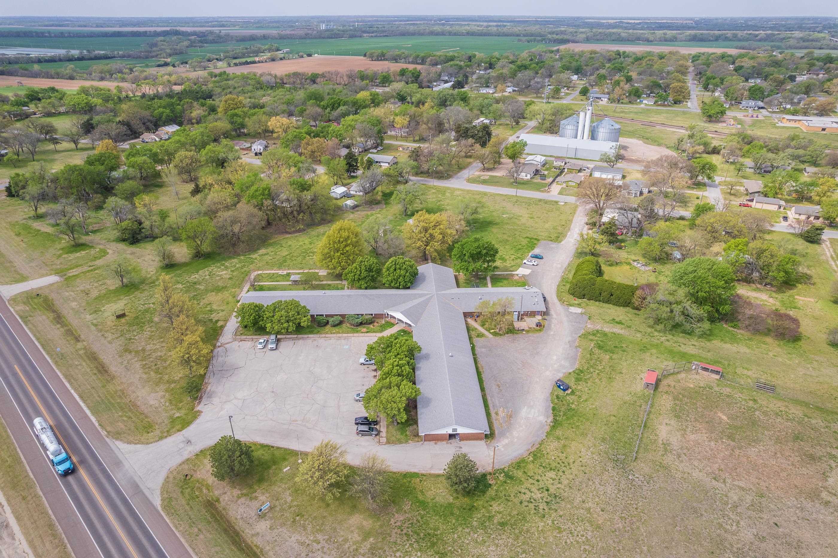 619 Us Highway 77 Property Photo 33