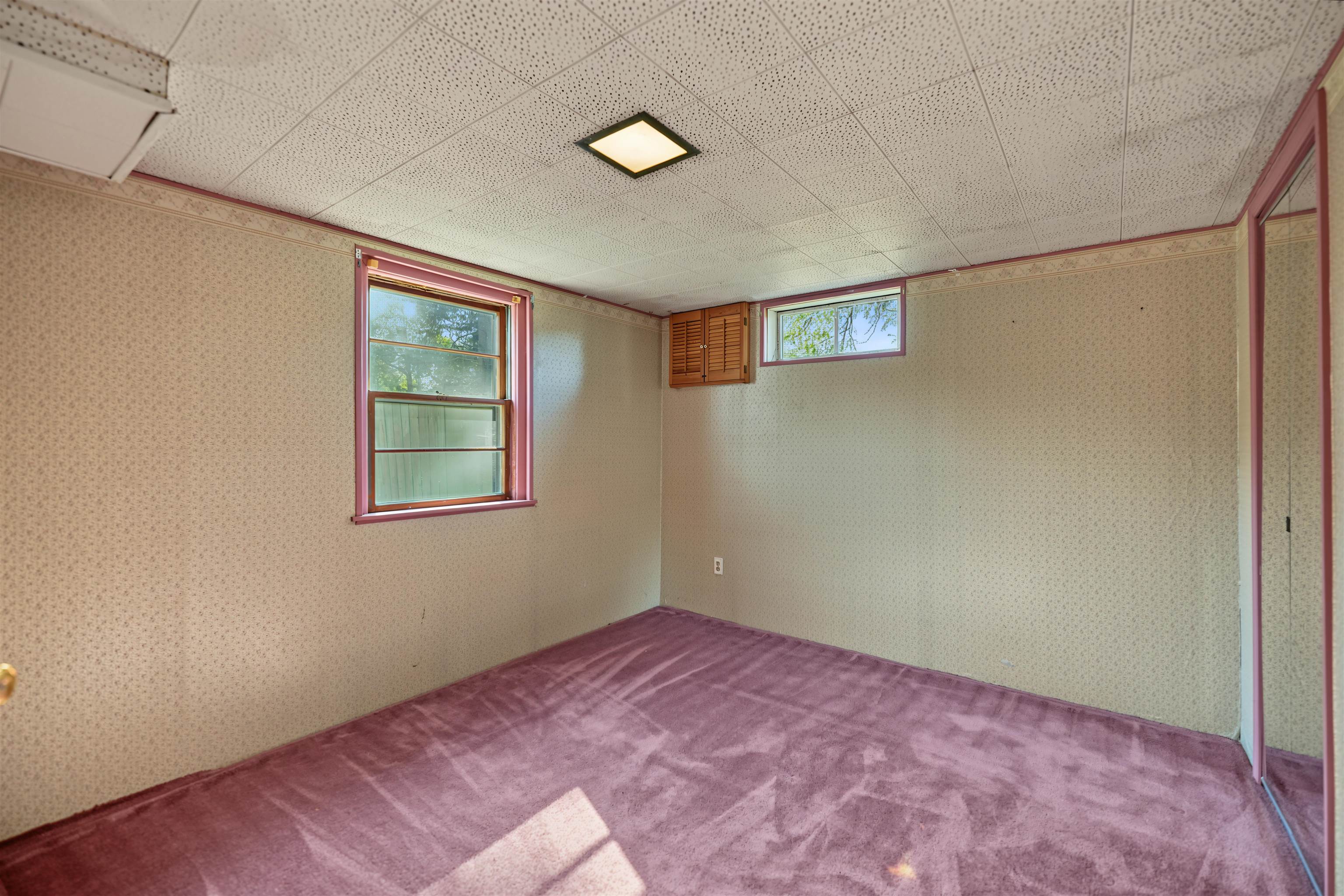 20 N Eastborough Rd Property Photo 16