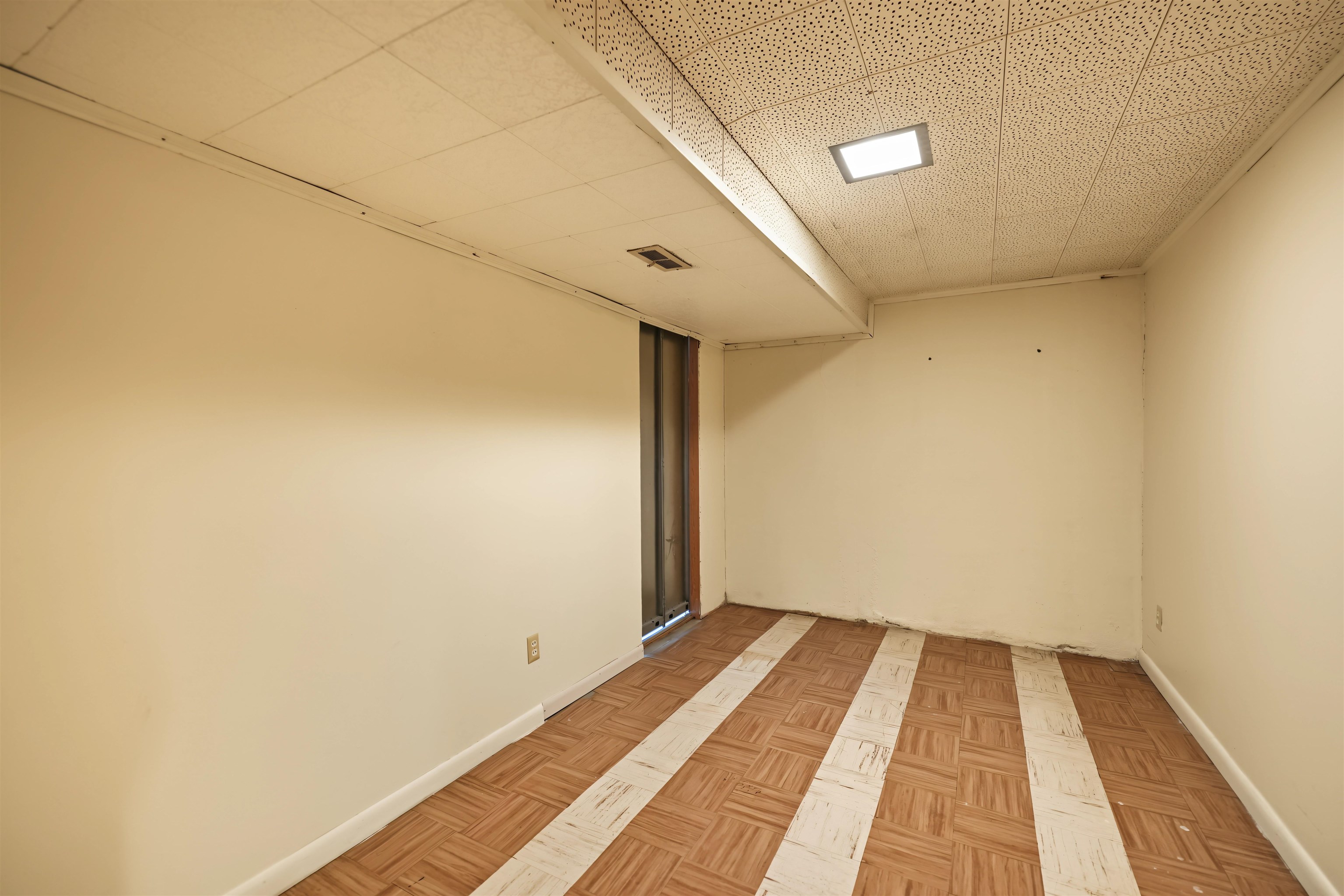 20 N Eastborough Rd Property Photo 20