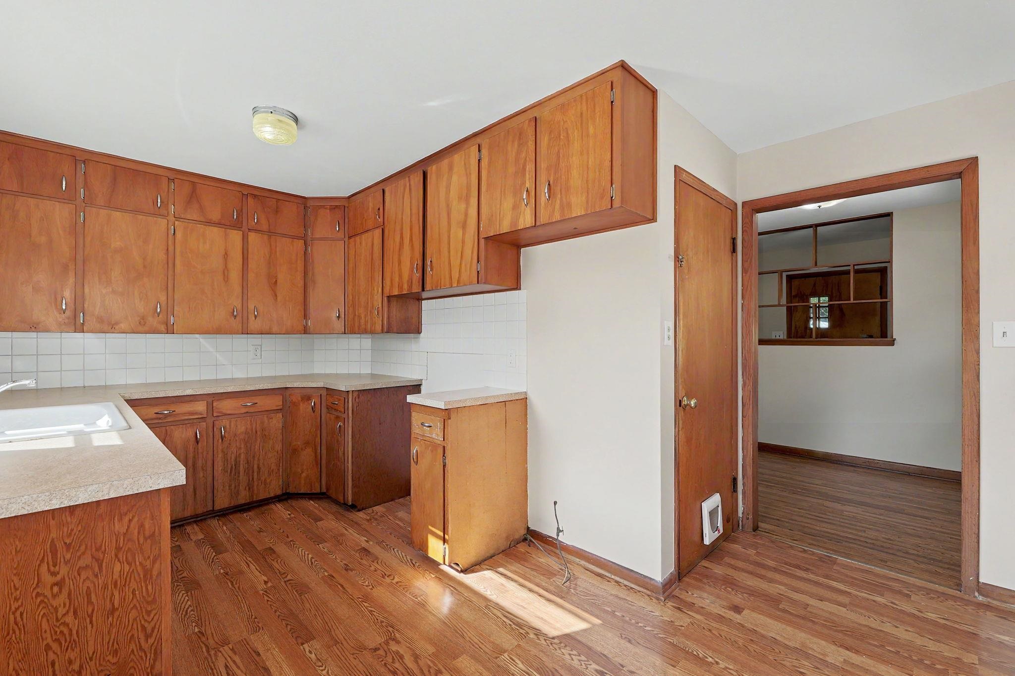 1526 N Gow Property Photo 25