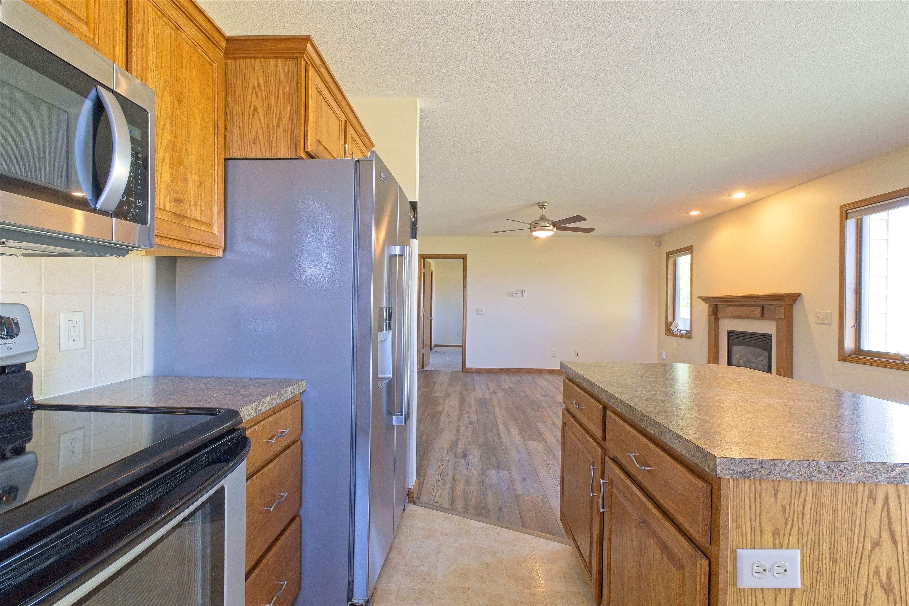 1220 And 1222 Lazy Creek Ct Property Photo 6