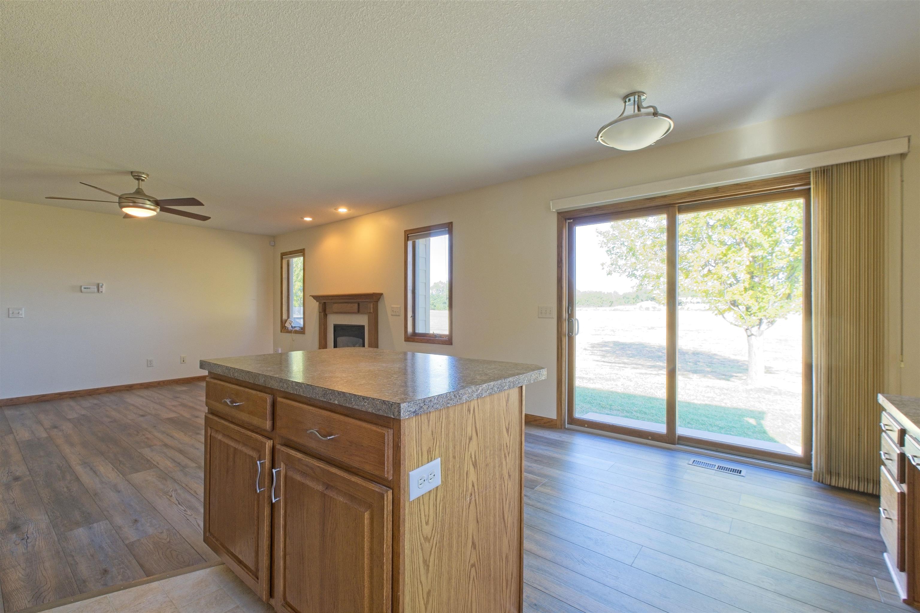 1220 And 1222 Lazy Creek Ct Property Photo 7
