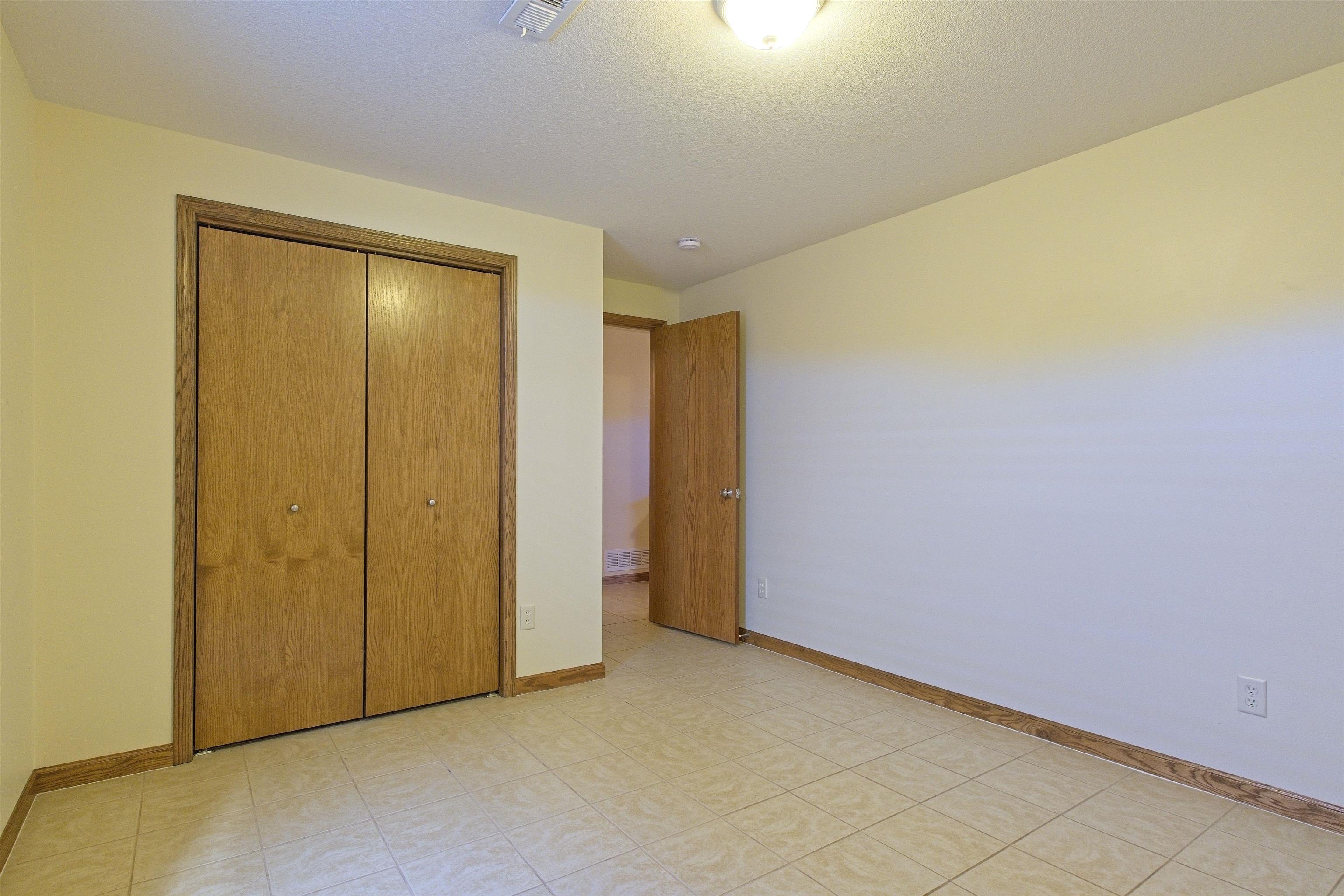1220 And 1222 Lazy Creek Ct Property Photo 10