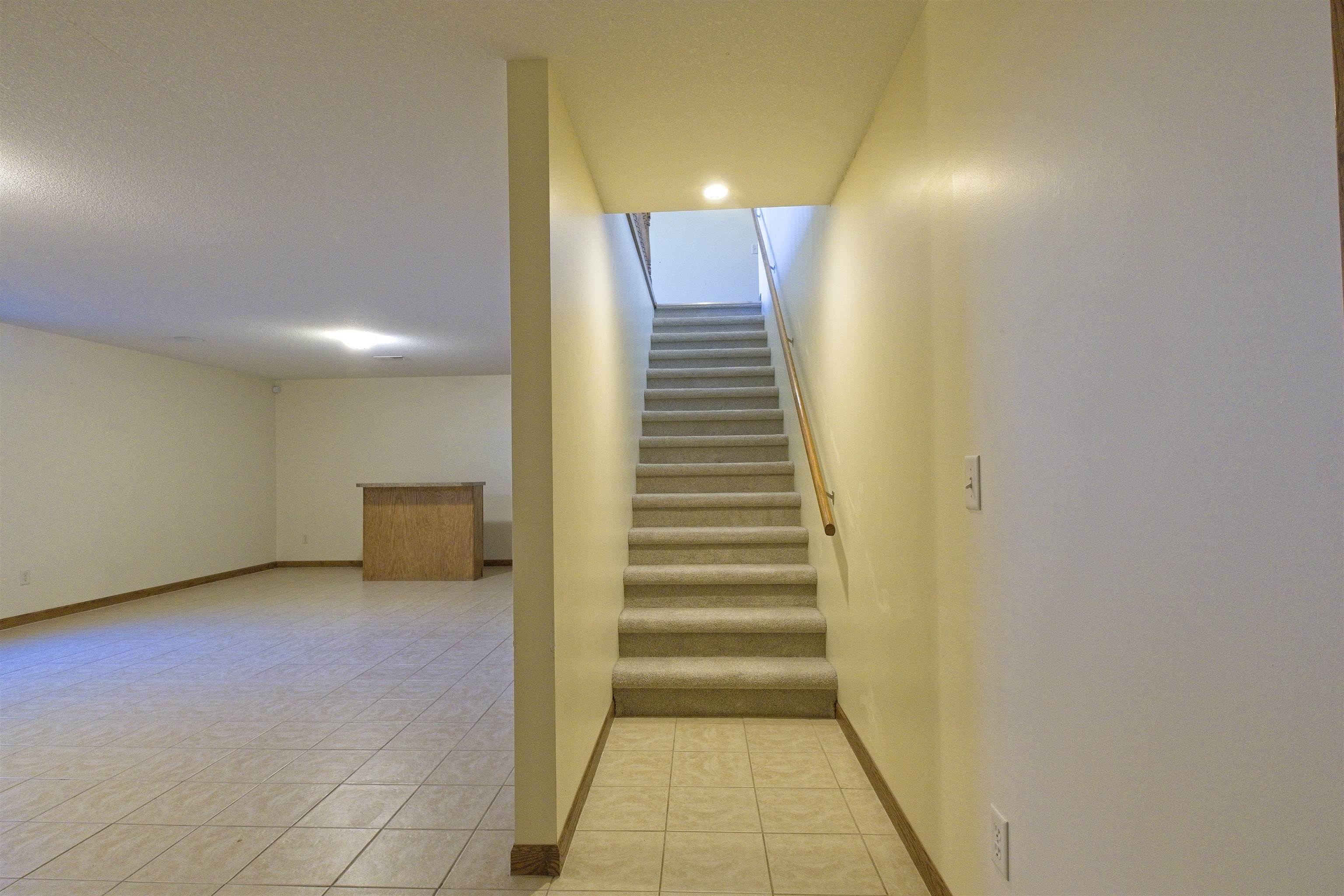 1220 And 1222 Lazy Creek Ct Property Photo 20