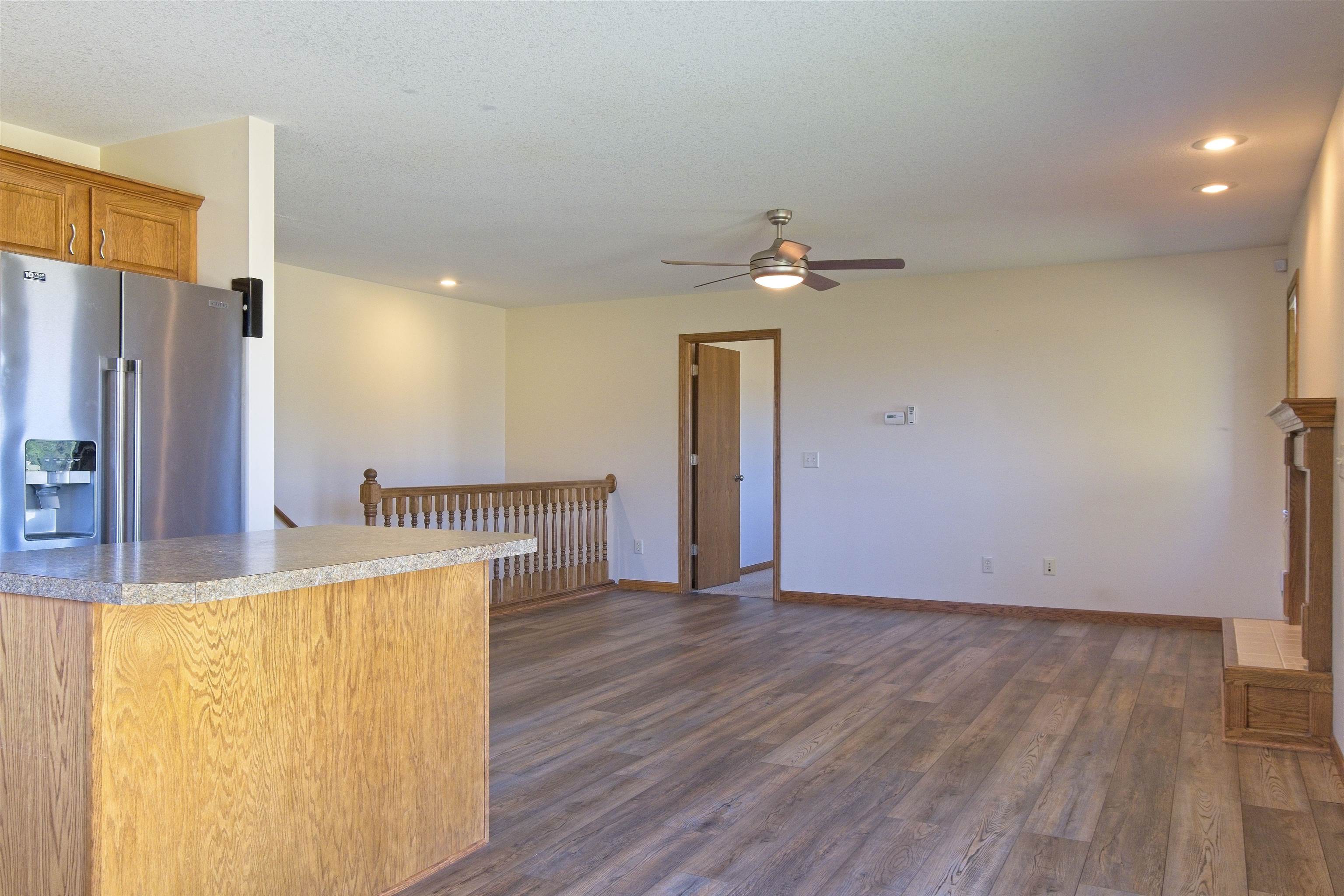 1220 And 1222 Lazy Creek Ct Property Photo 25