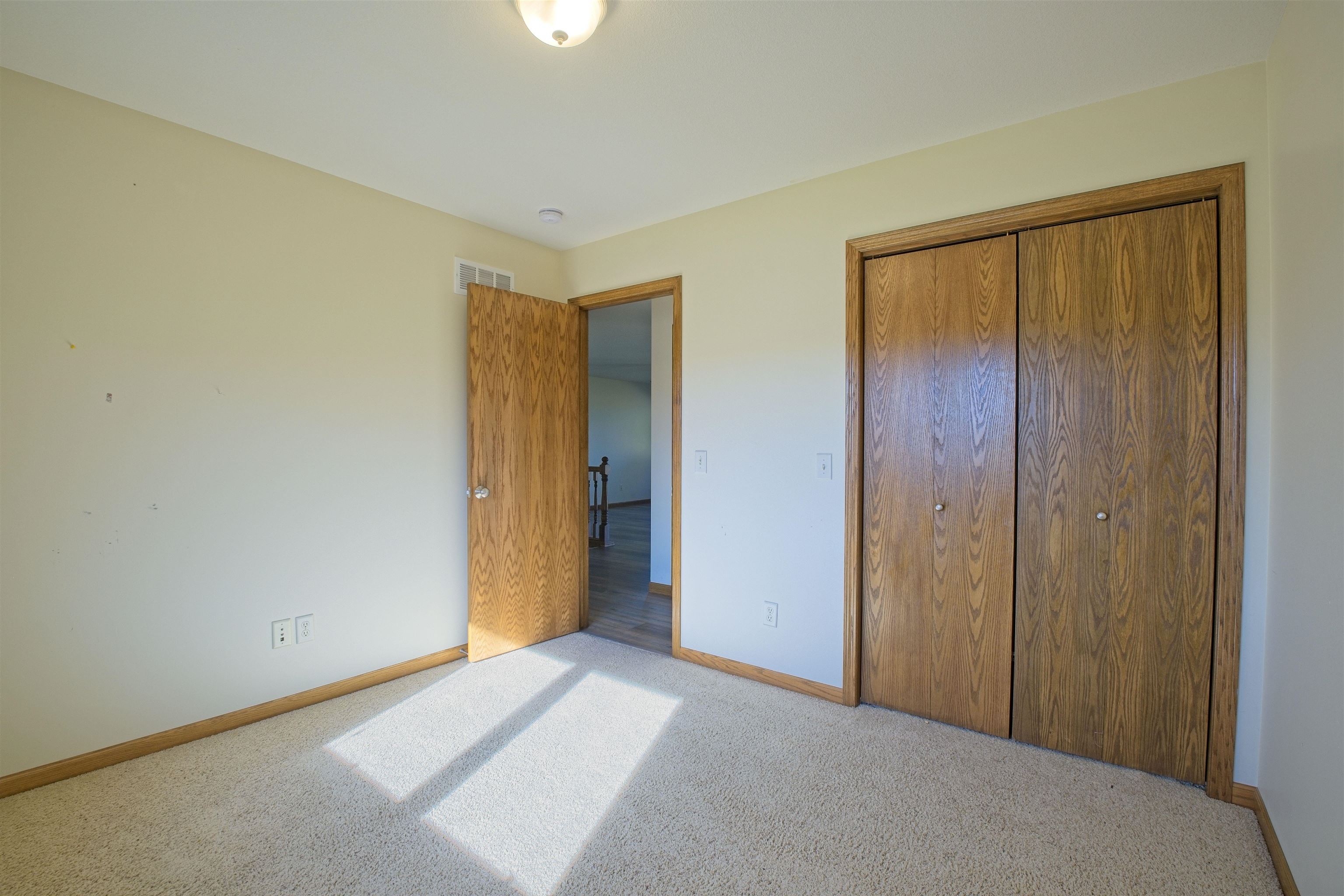 1220 And 1222 Lazy Creek Ct Property Photo 26