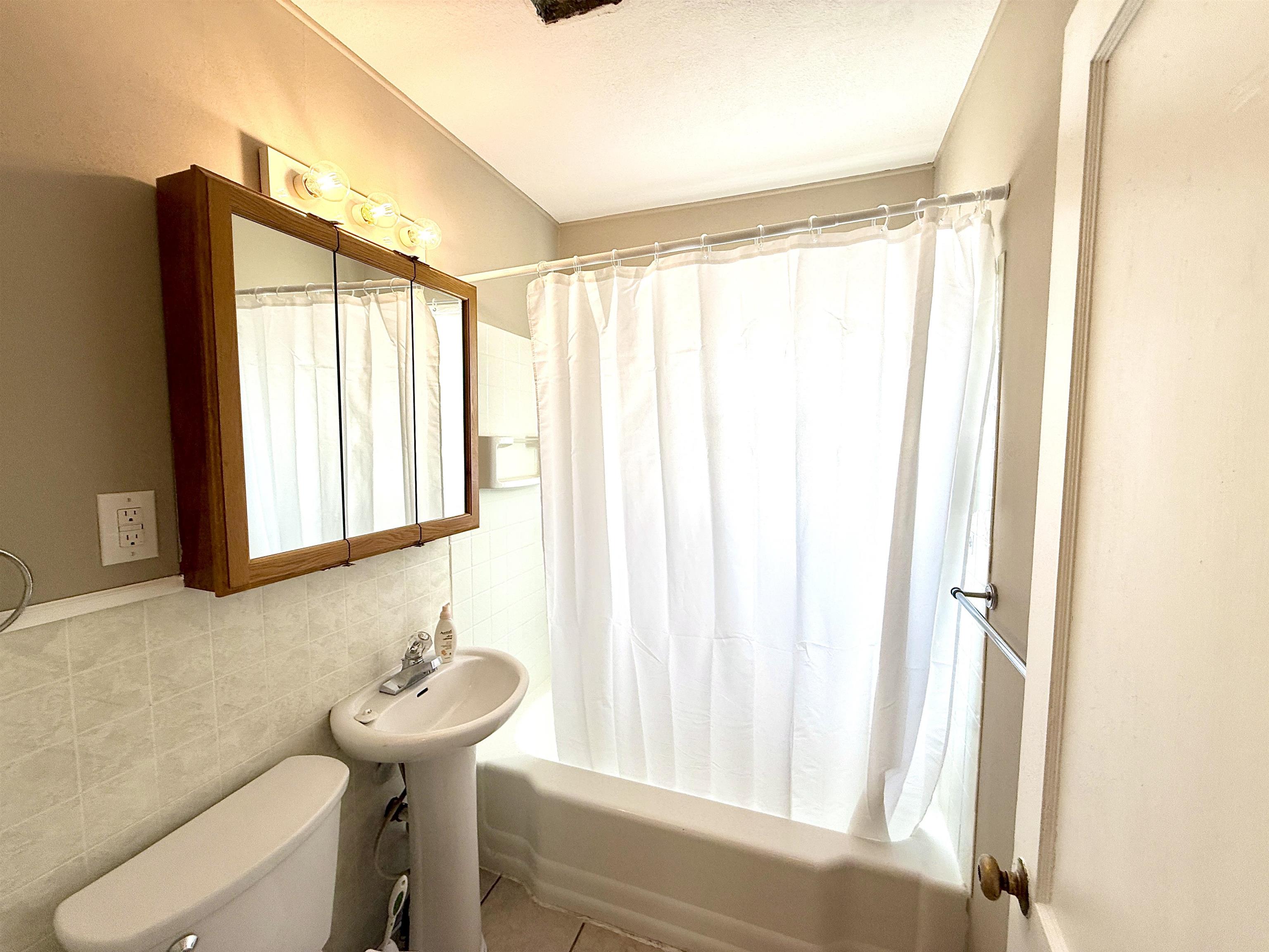 1757 S Washington St Property Photo 6