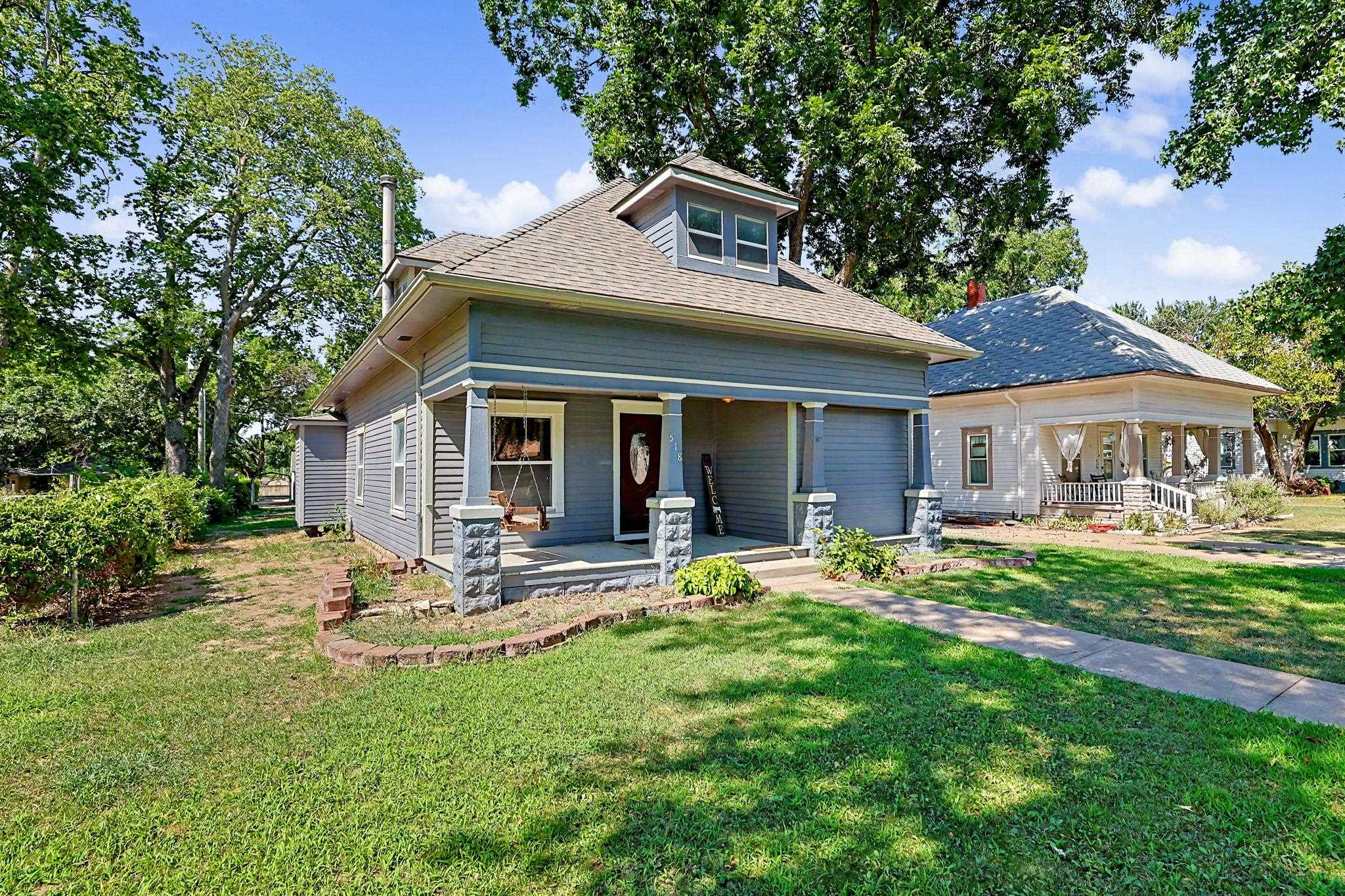 518 E Mulvane Property Photo 1