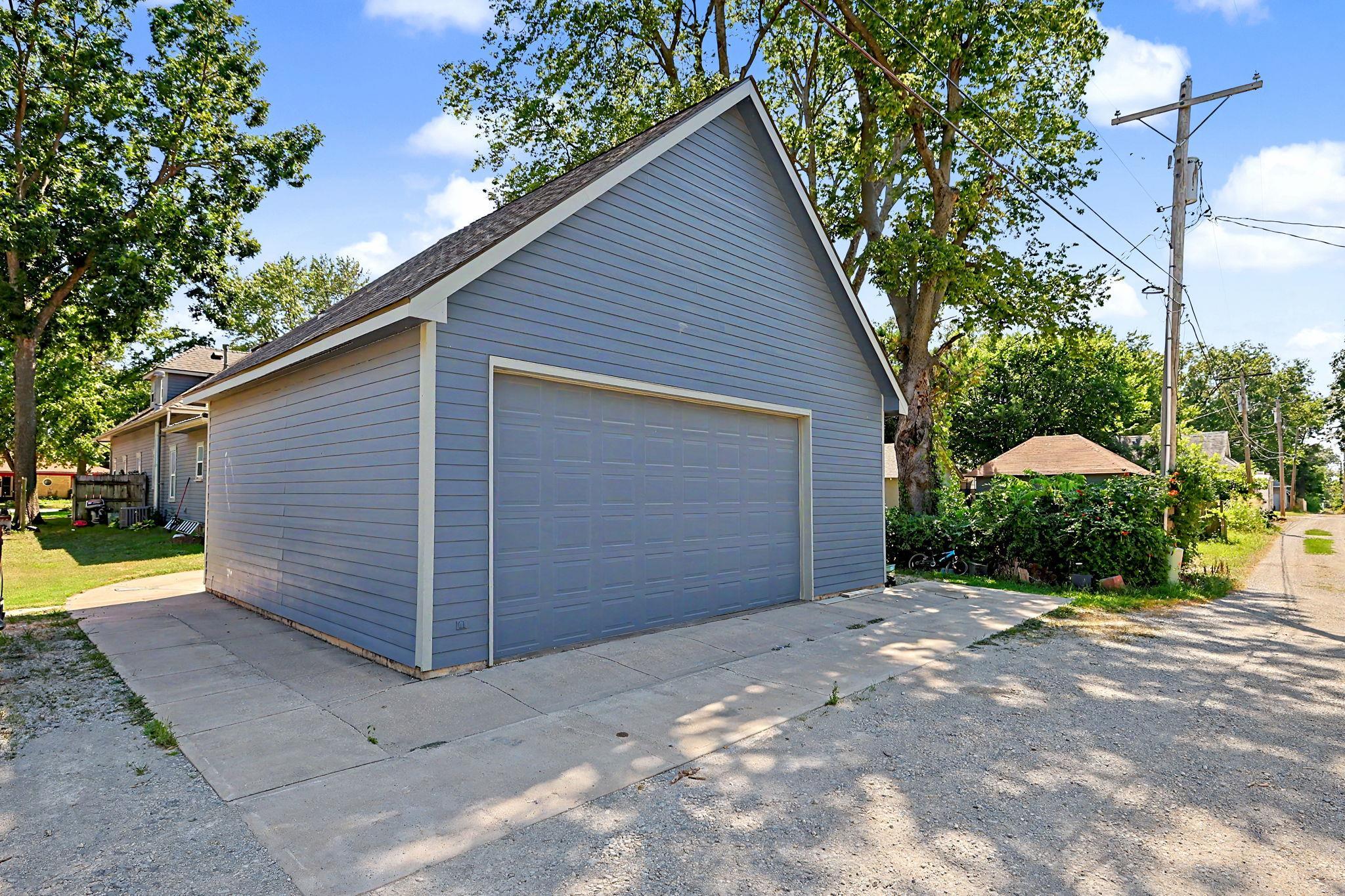 518 E Mulvane Property Photo 15