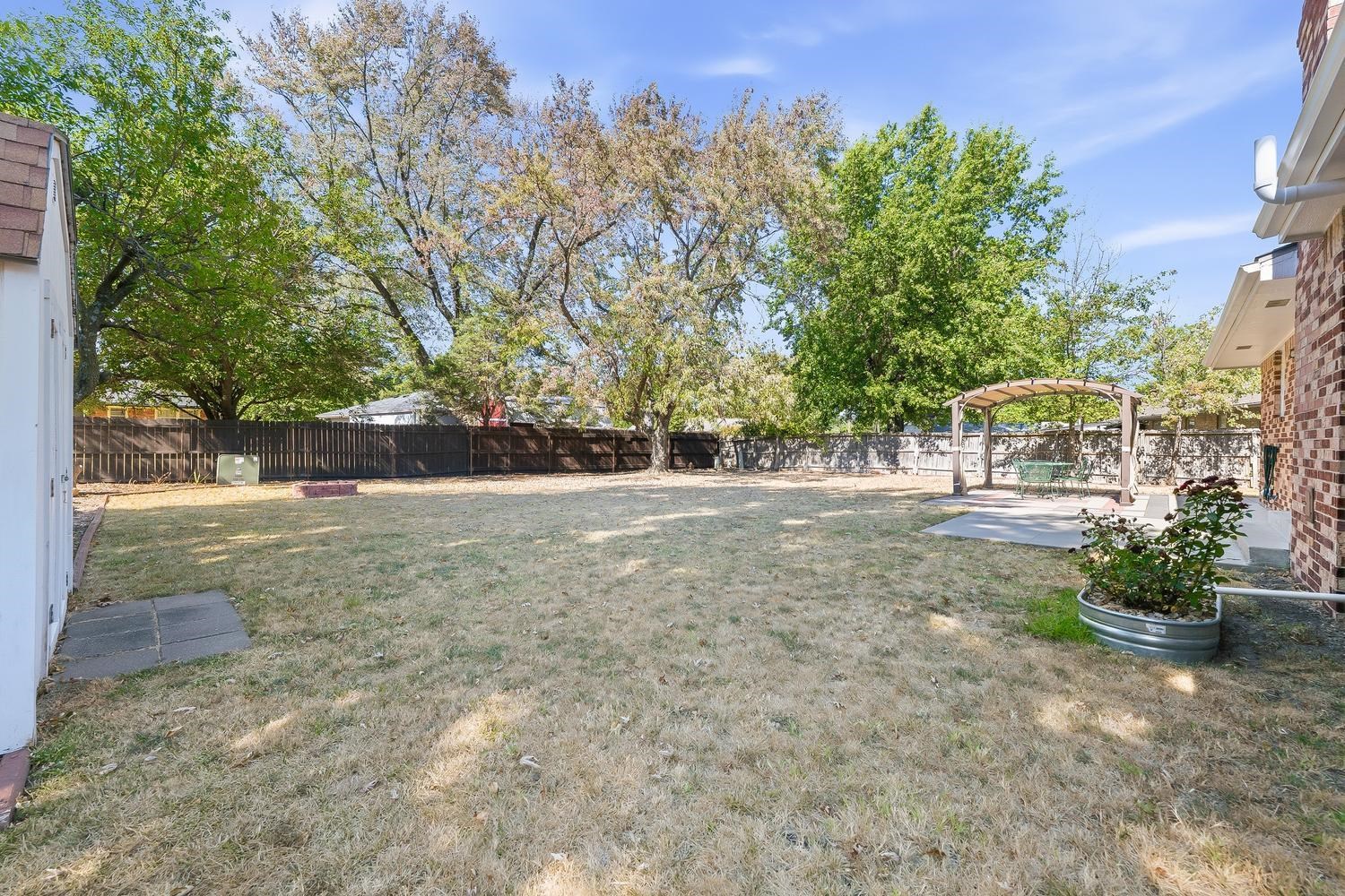 1939 N Farmstead St Property Photo 34