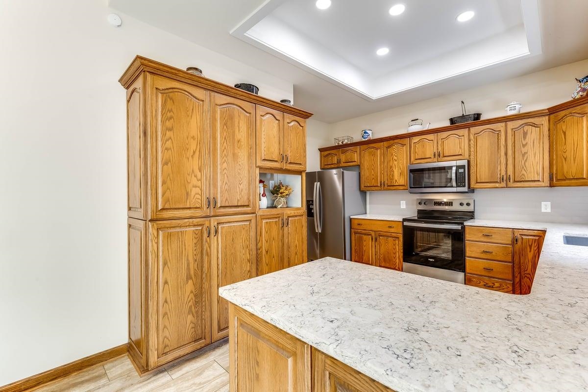 3905 Meadow Ridge Ln Property Photo 9