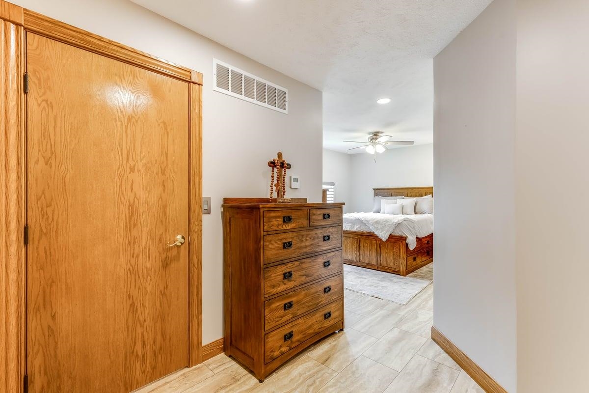 3905 Meadow Ridge Ln Property Photo 15