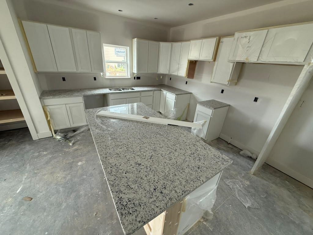 5097 N Toben Dr. Property Photo 4
