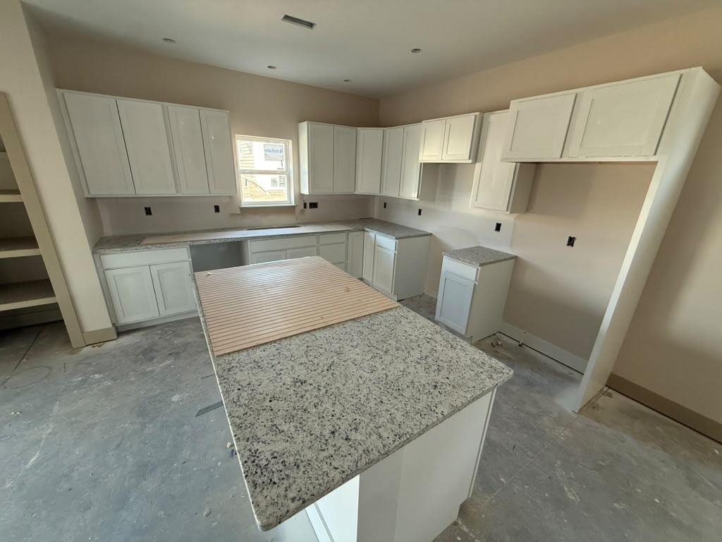 5097 N Toben Dr. Property Photo 4