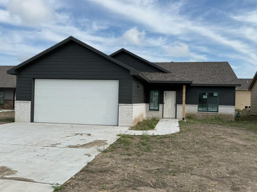 5091 N Toben Dr. Property Photo 1