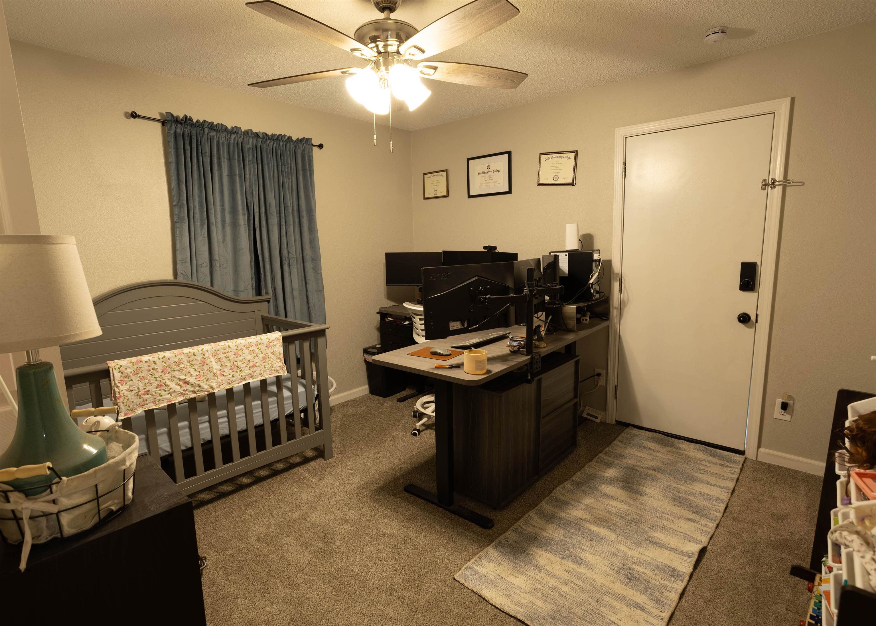 710 W Vine Property Photo 11
