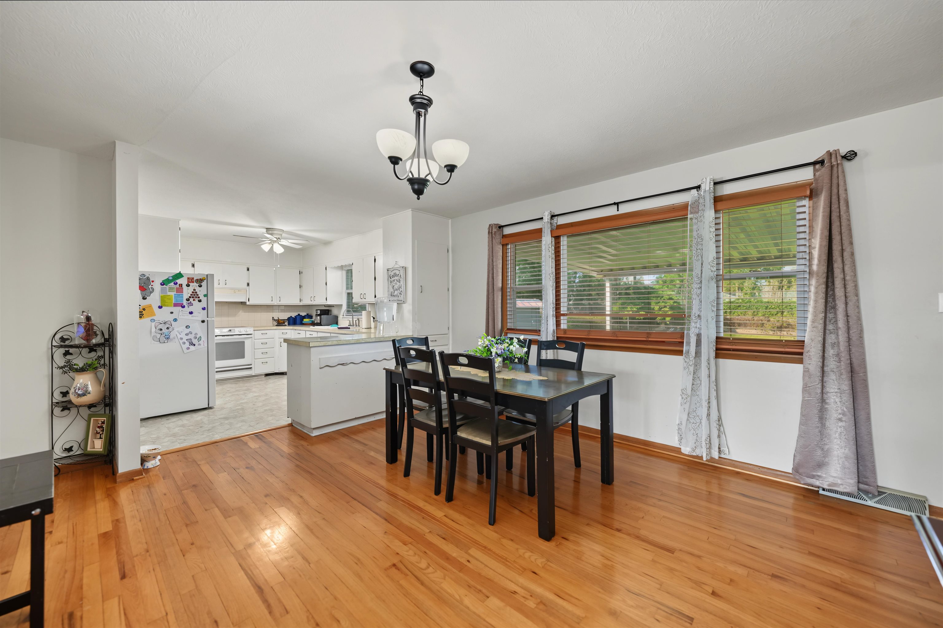 2181 Kensington Rd Property Photo 6